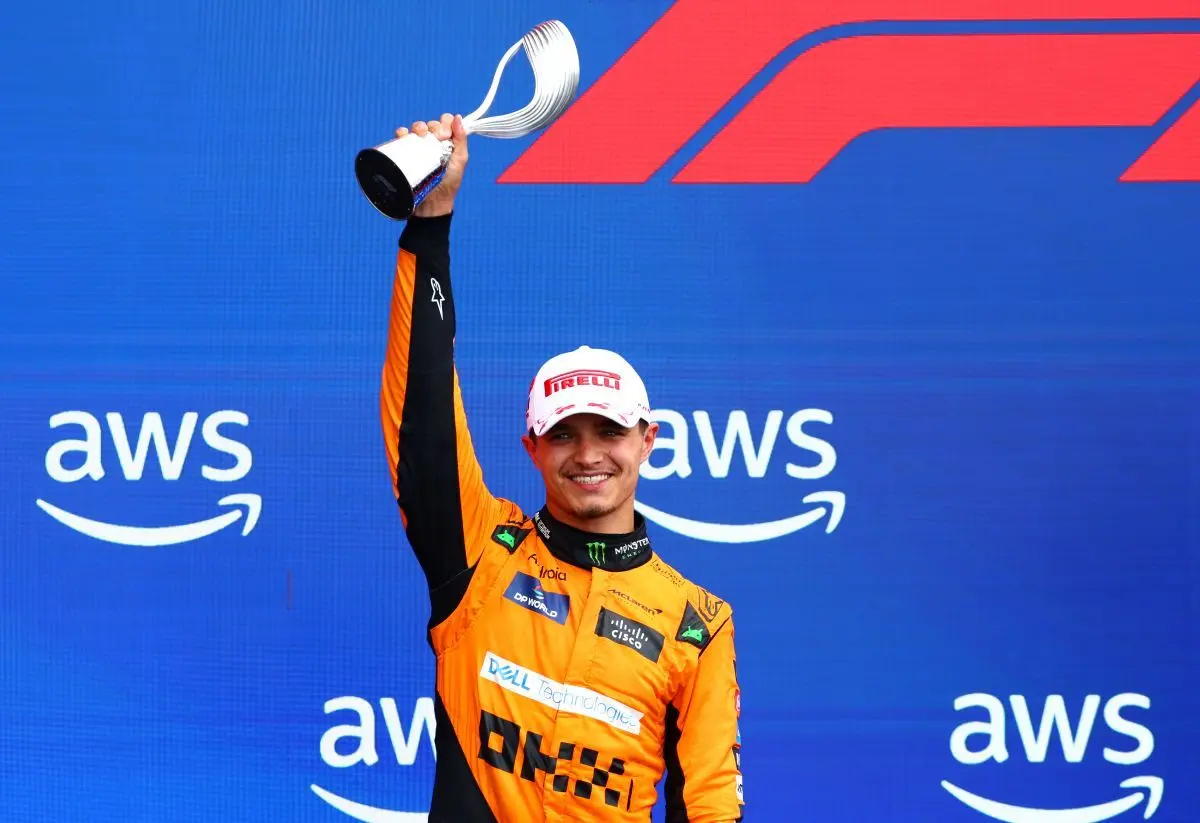 Lando Norris om presset som VM-favorit: "Jeg håber, fansene kan tjene penge på mig"