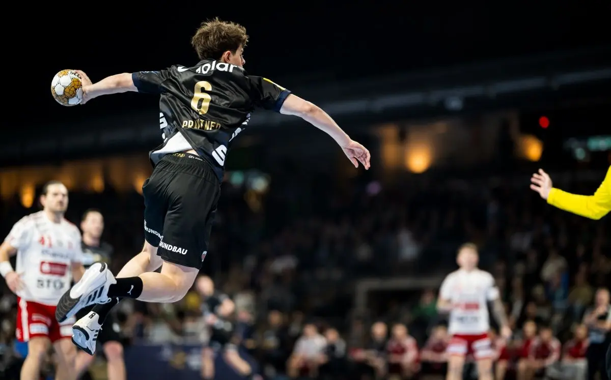 Nytilkommet håndboldstjerne deler værelse med sportschefen