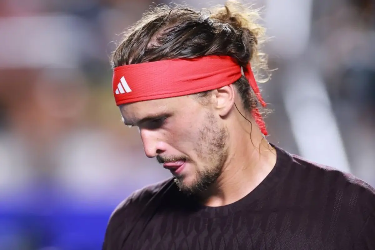 Rasende Zverev overfuser dommer efter overraskende nederlag