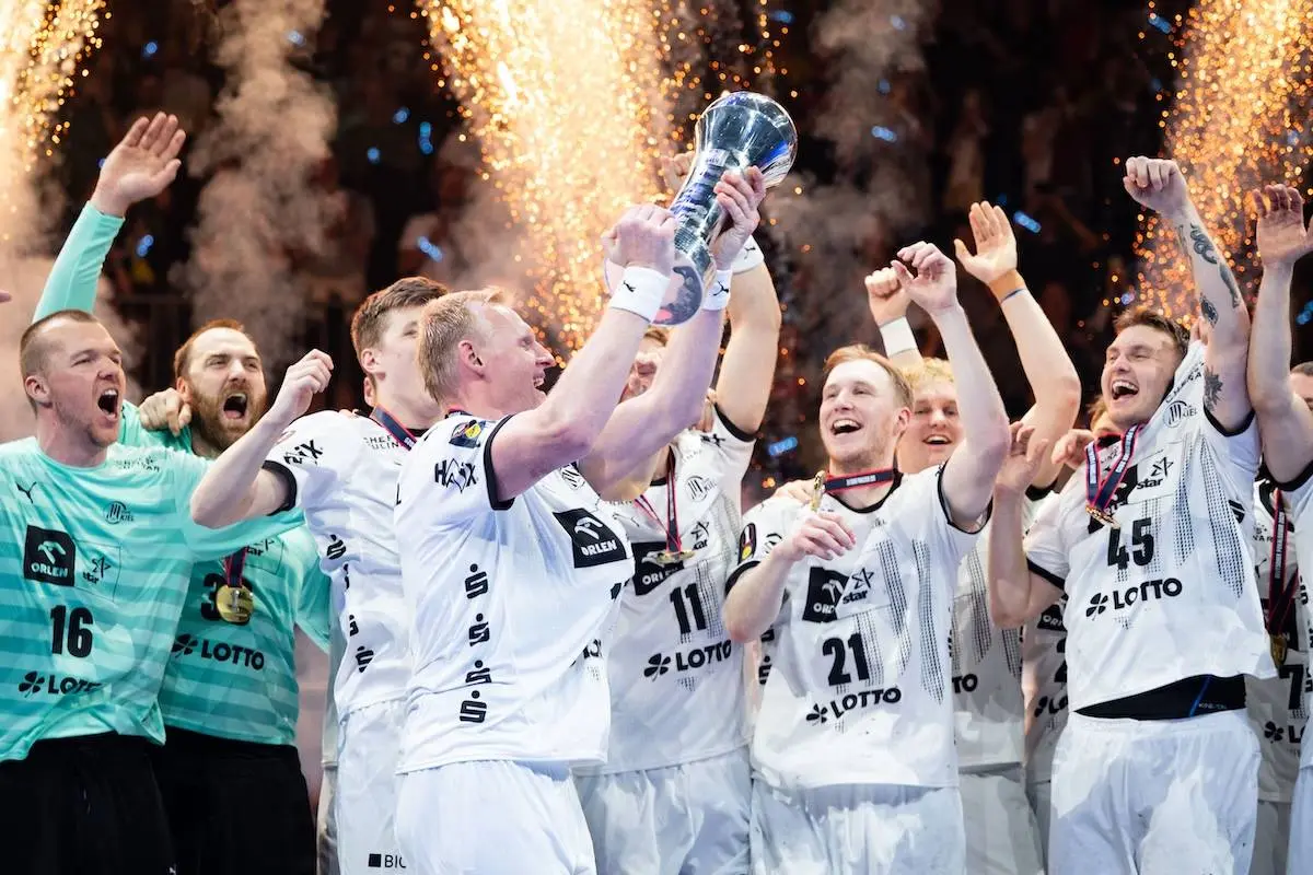 THW Kiel vil hente far og søn til holdet