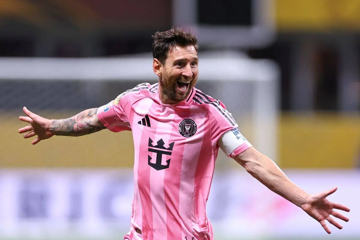 Messi har aldrig spillet for klubben, men nu opkalder de en tribune efter ham
