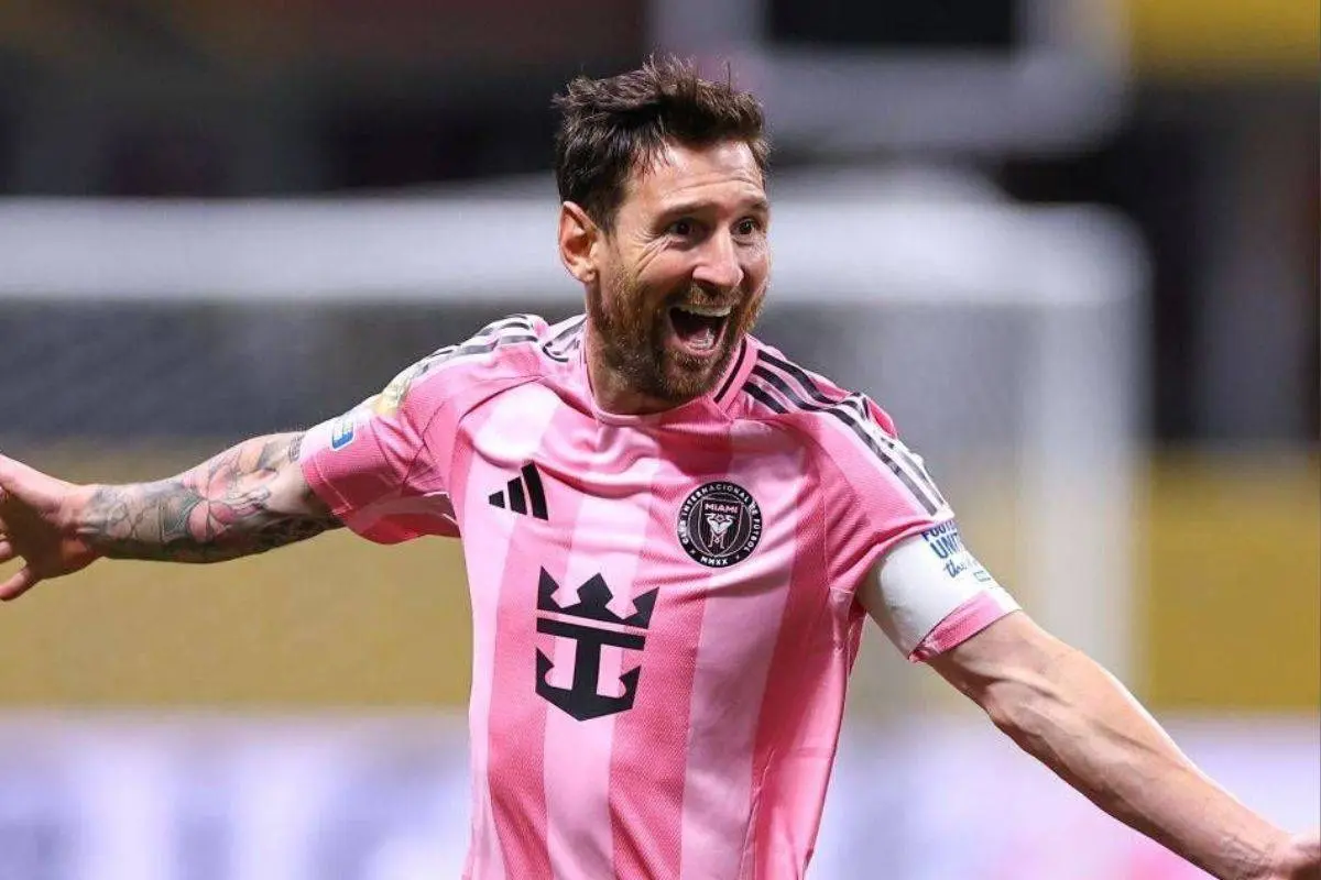 Lionel Messi skriver historie