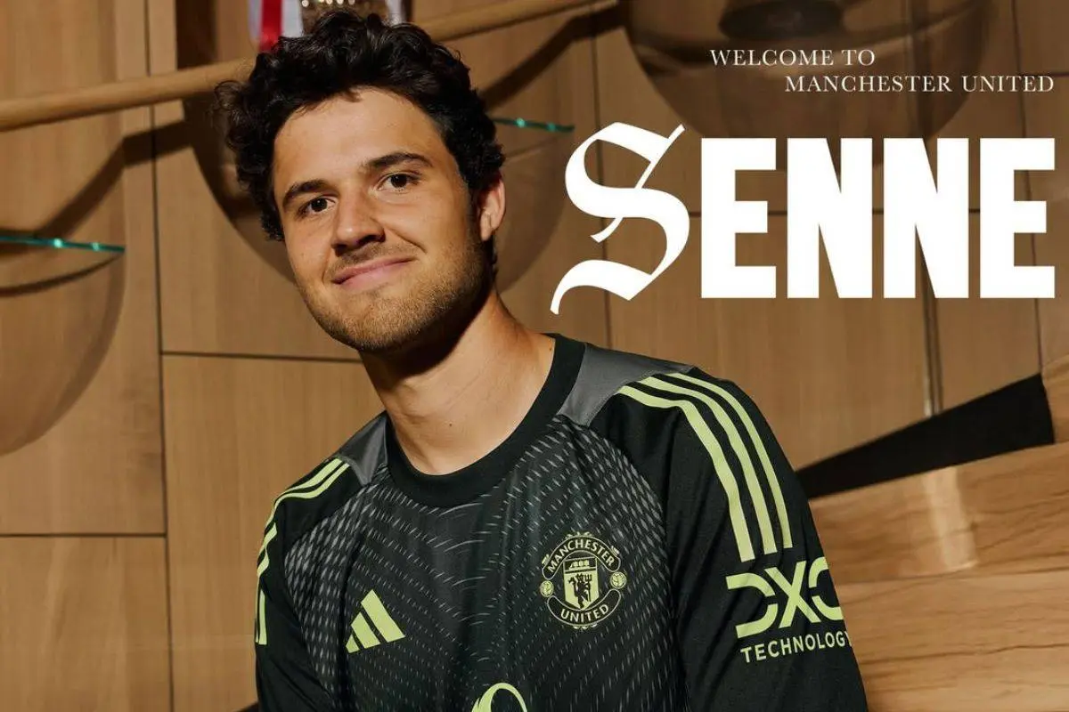 United-fans utilfredse med ny målmand: Onana 2.0
