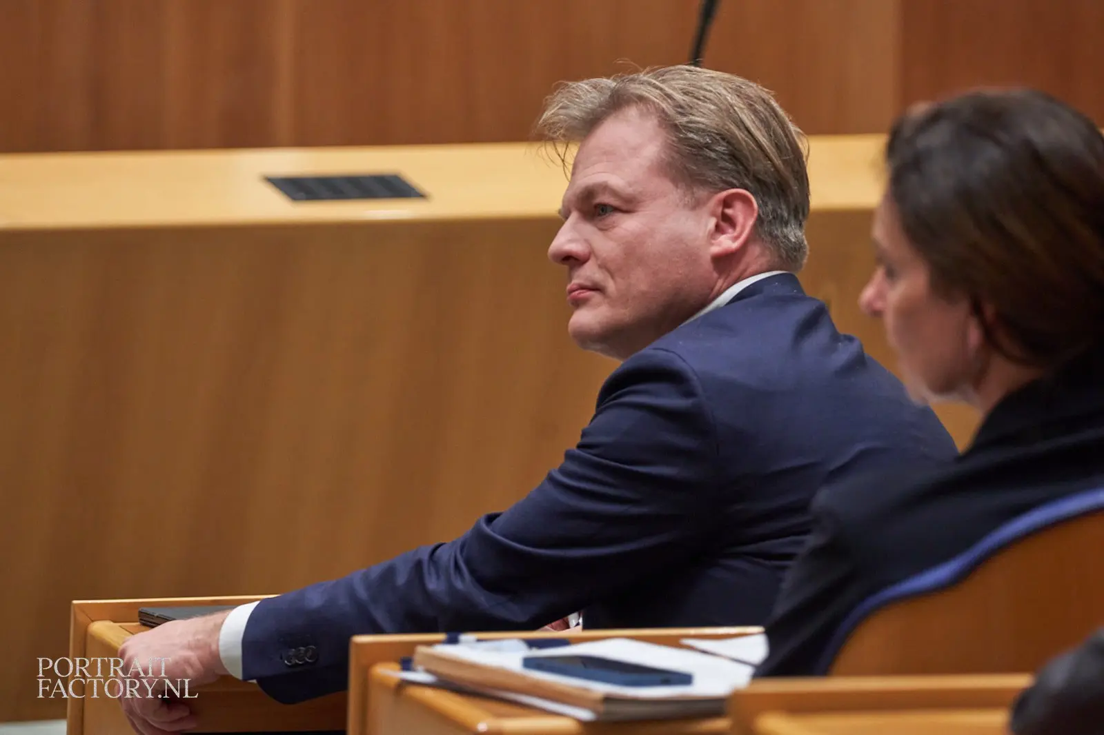 LOLWUT? Psycho Omtzigt trots op zichzelf na huilbuien: "Ik ben niet van Teflon, ze wennen er maar aan!"