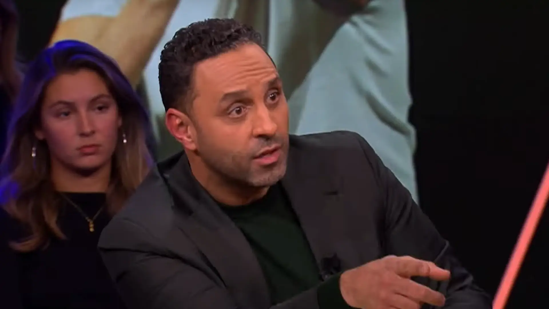 Theo Hiddema verbaasd over uitspraken van "Heilig Boontje" Khalid Kasem: "Alle jesusnogaantoe!"