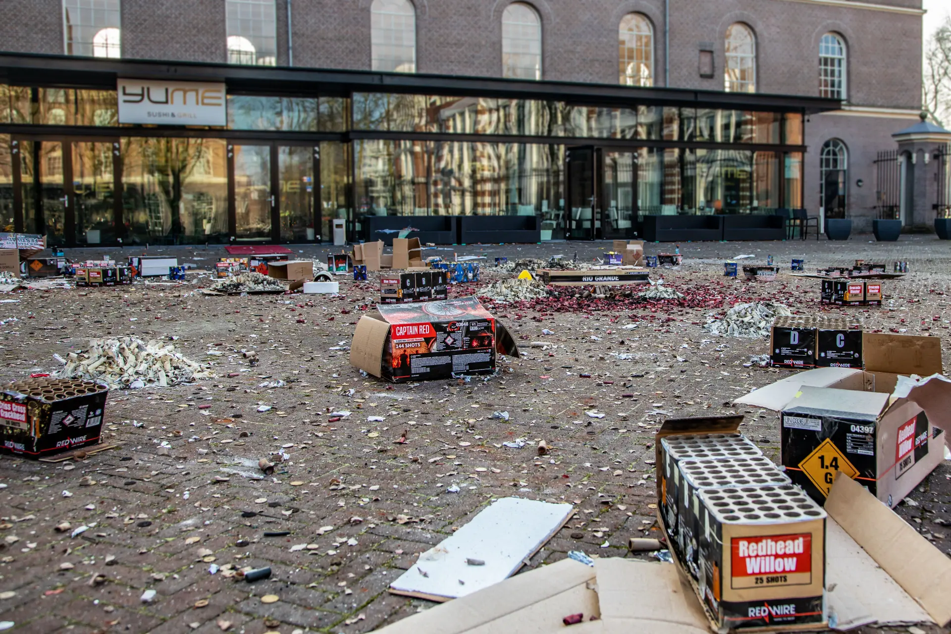 Geschifte burgemeester Bruls veegt geweld Kansenparels onder het tapijt: 'Het komt door vuurwerk'