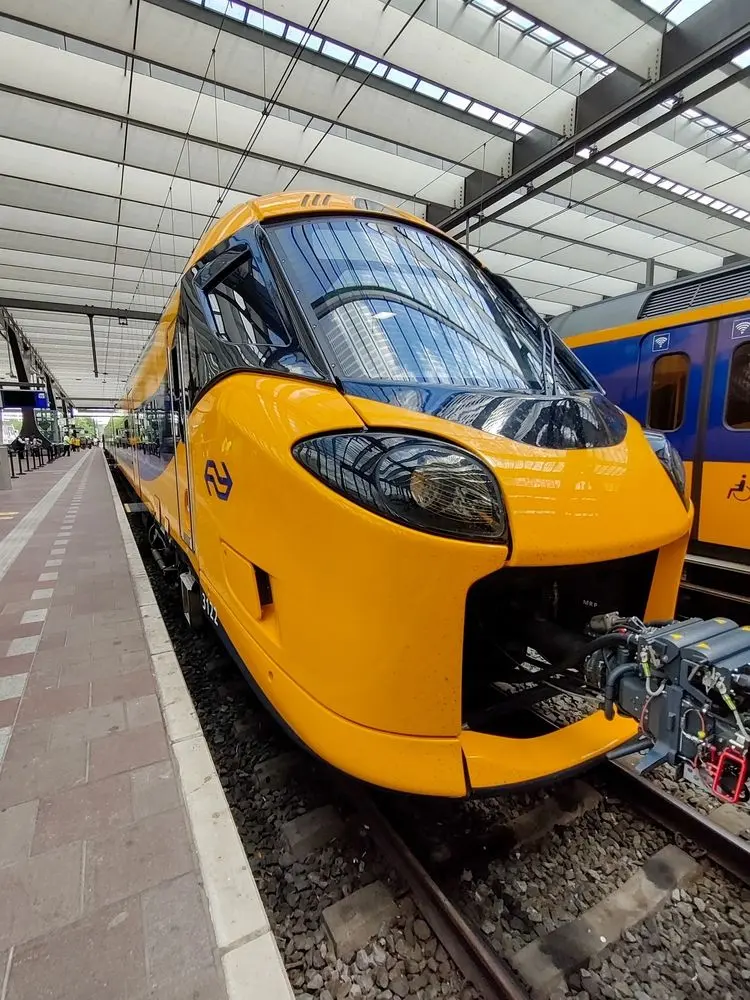 NS belazert reizigers met onterechte toeslag: Tijd voor actie!