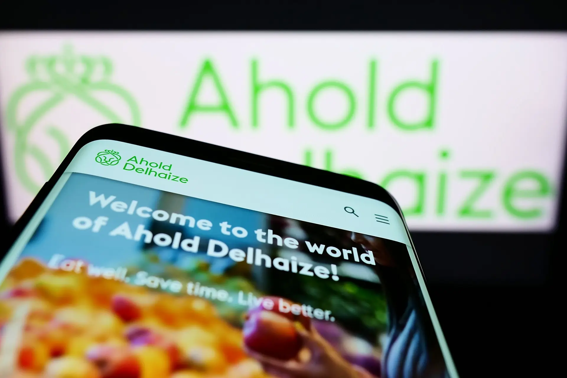 Klimaatgekkies van Milieudefensie verzieken aandeelhoudersvergadering Ahold Delhaize