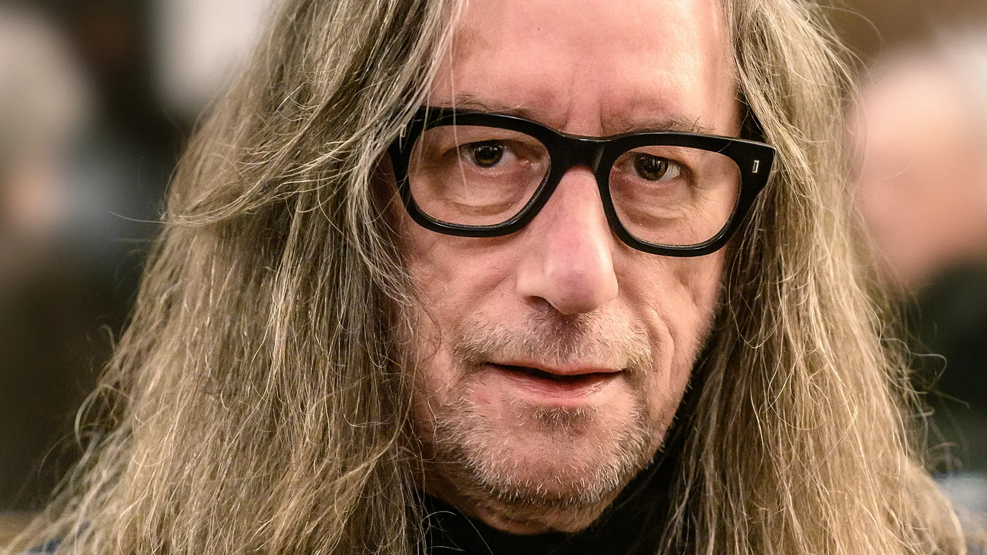 Herman Brusselmans wordt voor de rechter gesleept na smakeloze haatcolumn: "Psychopathisch!"