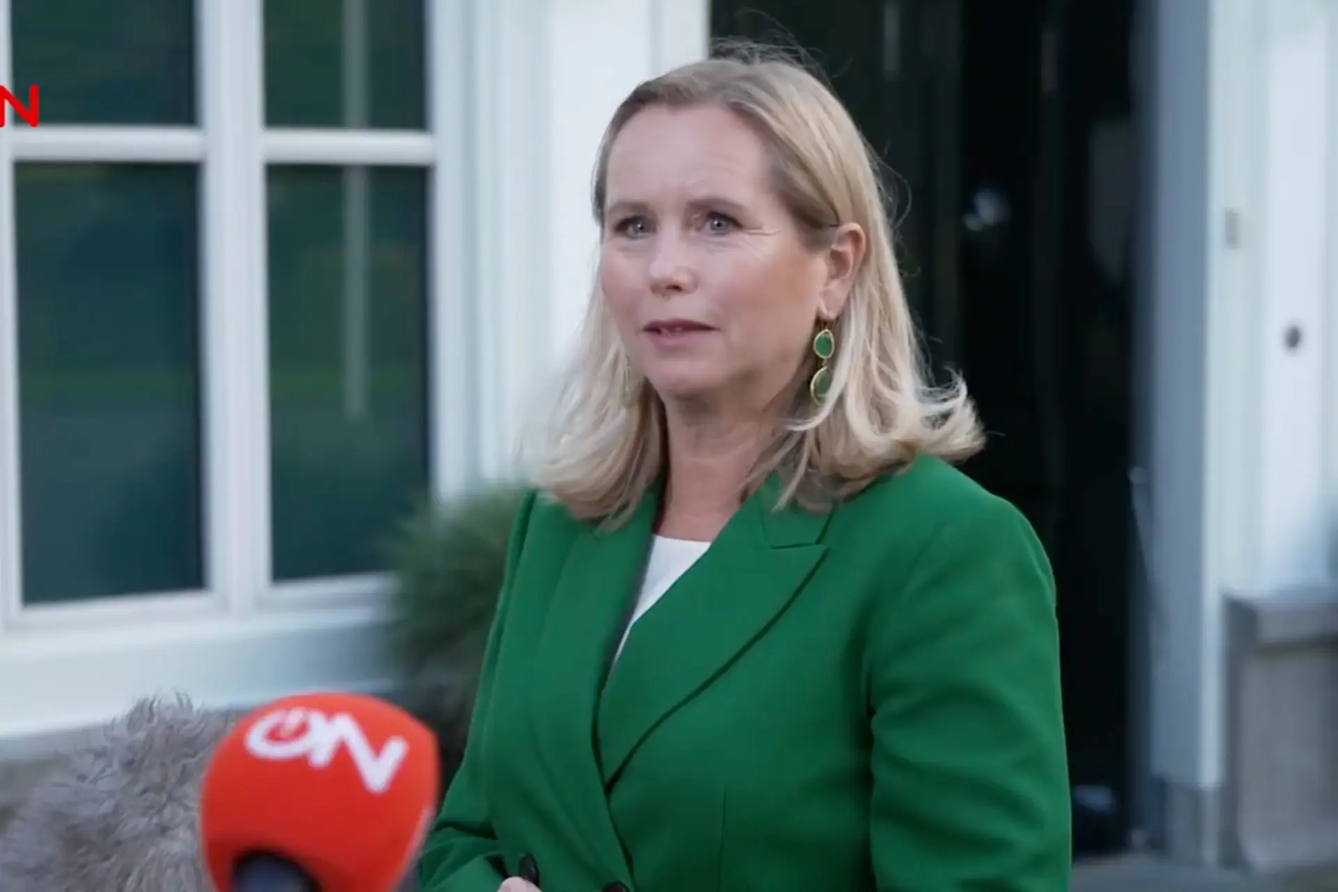 Kabinet wankelt: PVV-minister keert zich openlijk tegen Israël-haat van Veldkamp