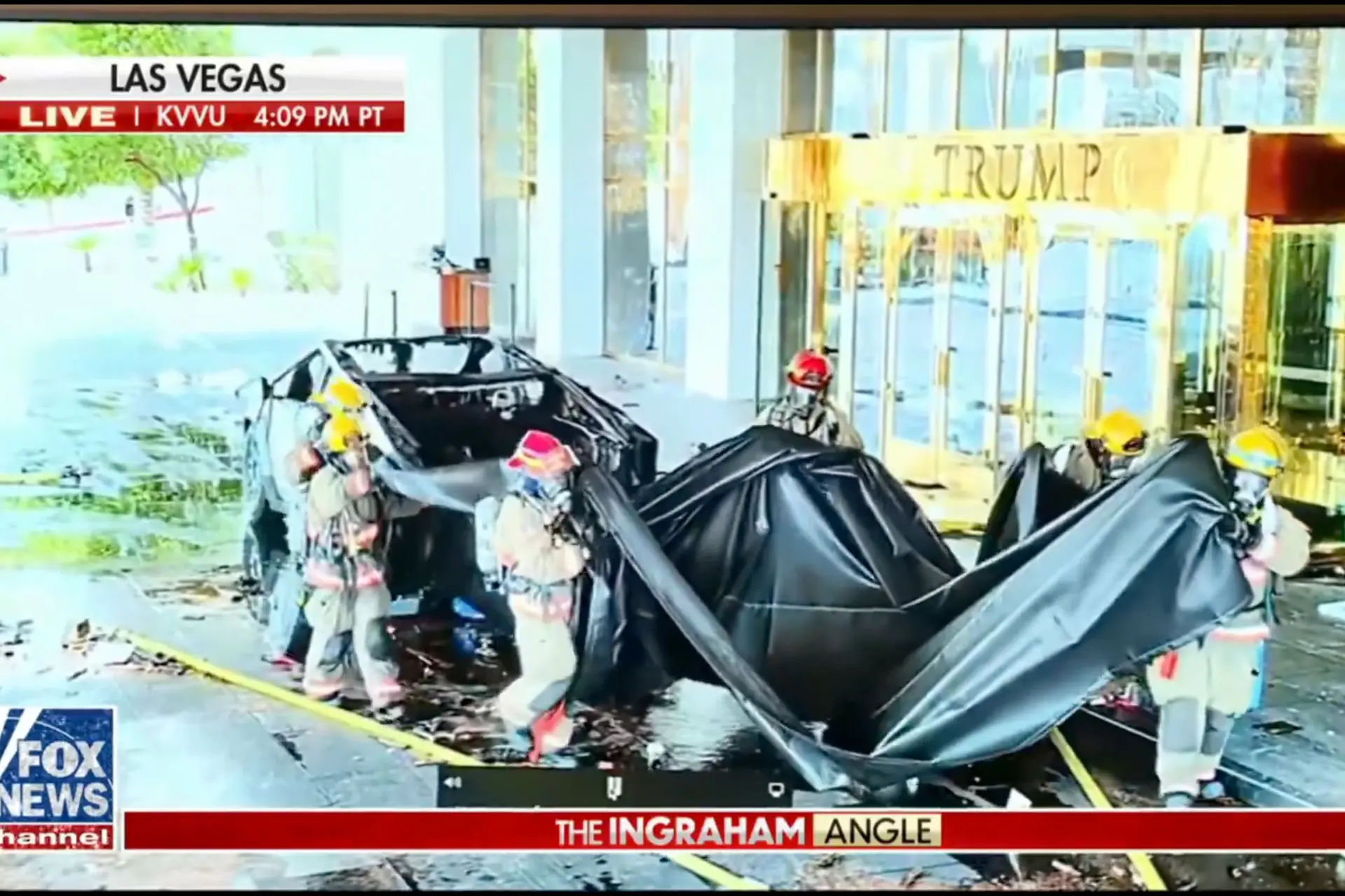 -Filmpje- Fanatieke pro-Oekraïne militair blaast Tesla Cybertruck op bij Trump hotel: "Idioot gebruikte verkeerde auto voor terreur"