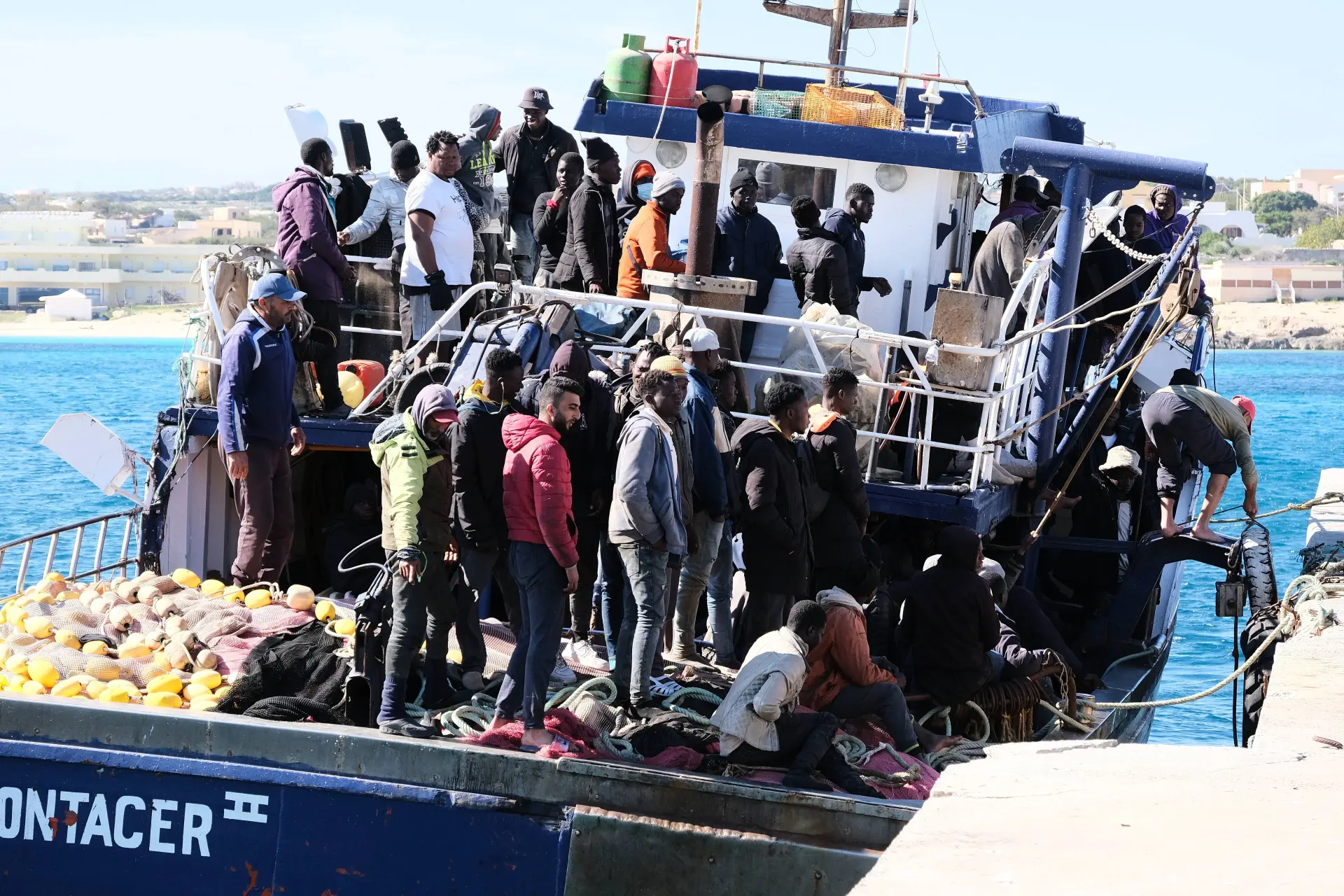 Strengere asielregels op komst: Nederland kan afgewezen asielzoekers buiten de EU uitzetten