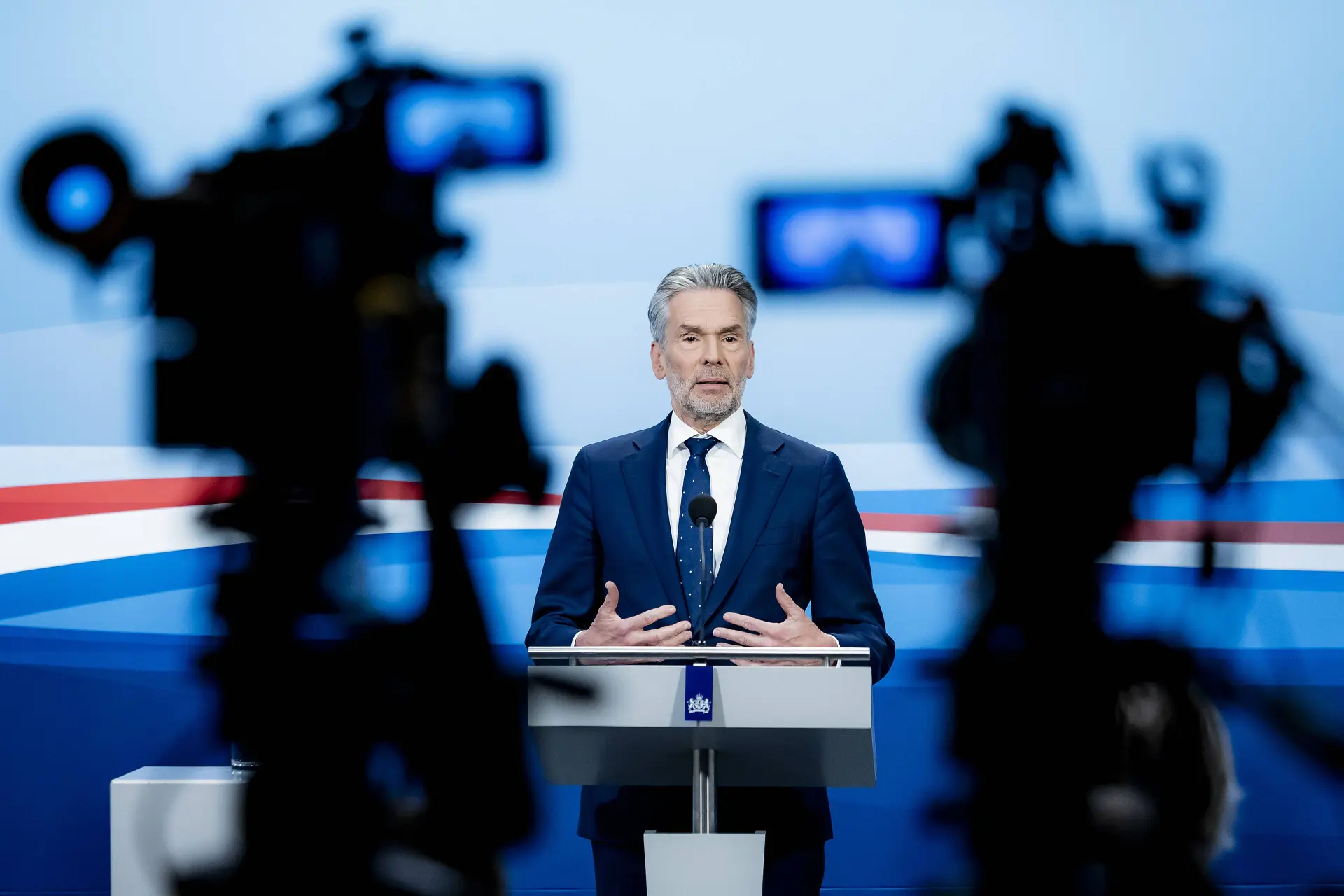 Schaamteloze PVV verraadt kiezers – Baudet eist val van kabinet