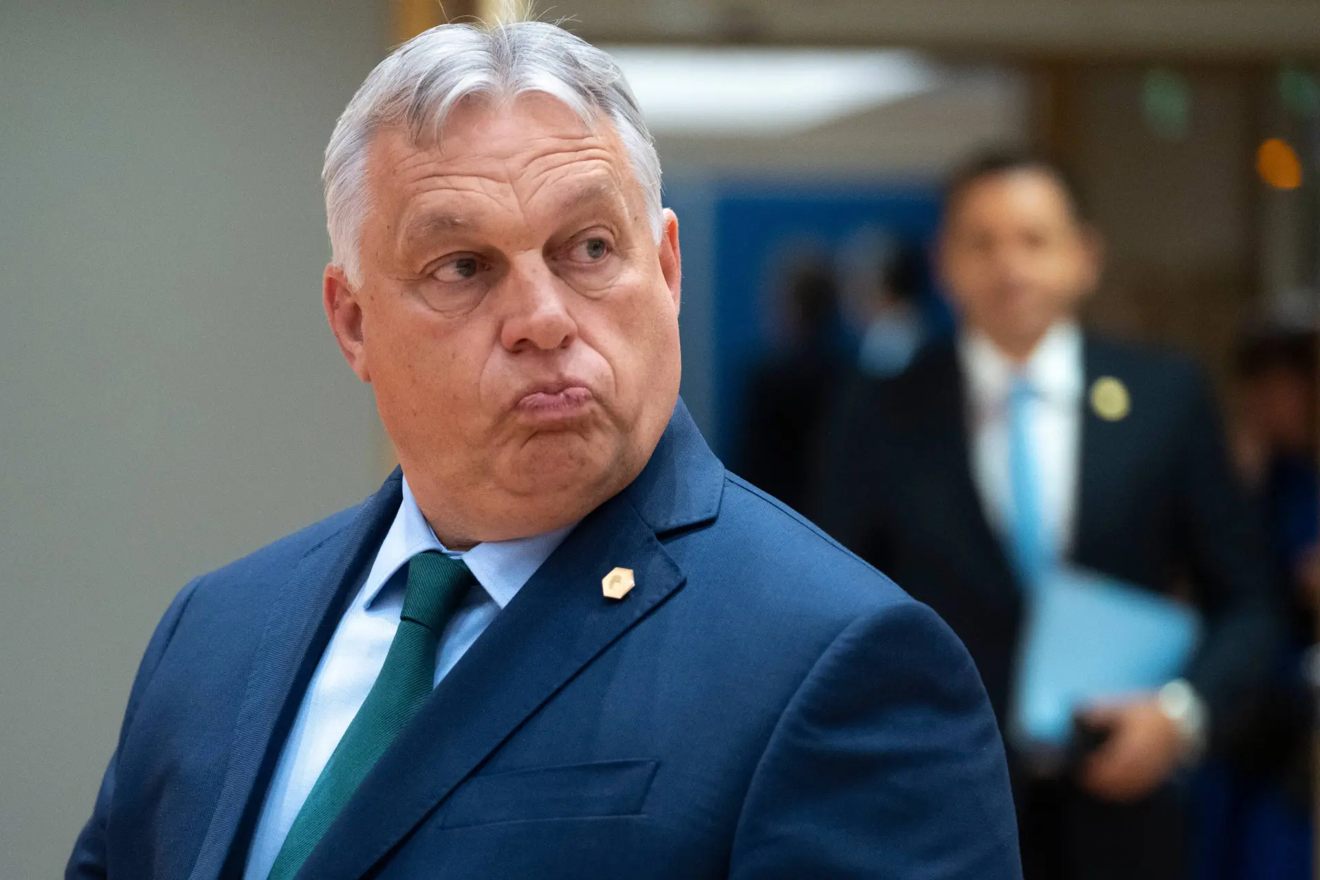 Explosieve Video: Orbán Slaat Alarm over George Soros!