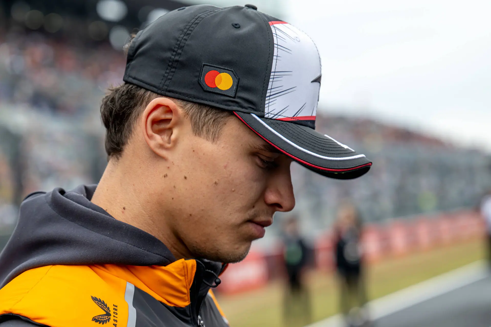 Lando Norris, de ultieme faalhaas: Hoe vernederend wil je het hebben in Bahrein?!