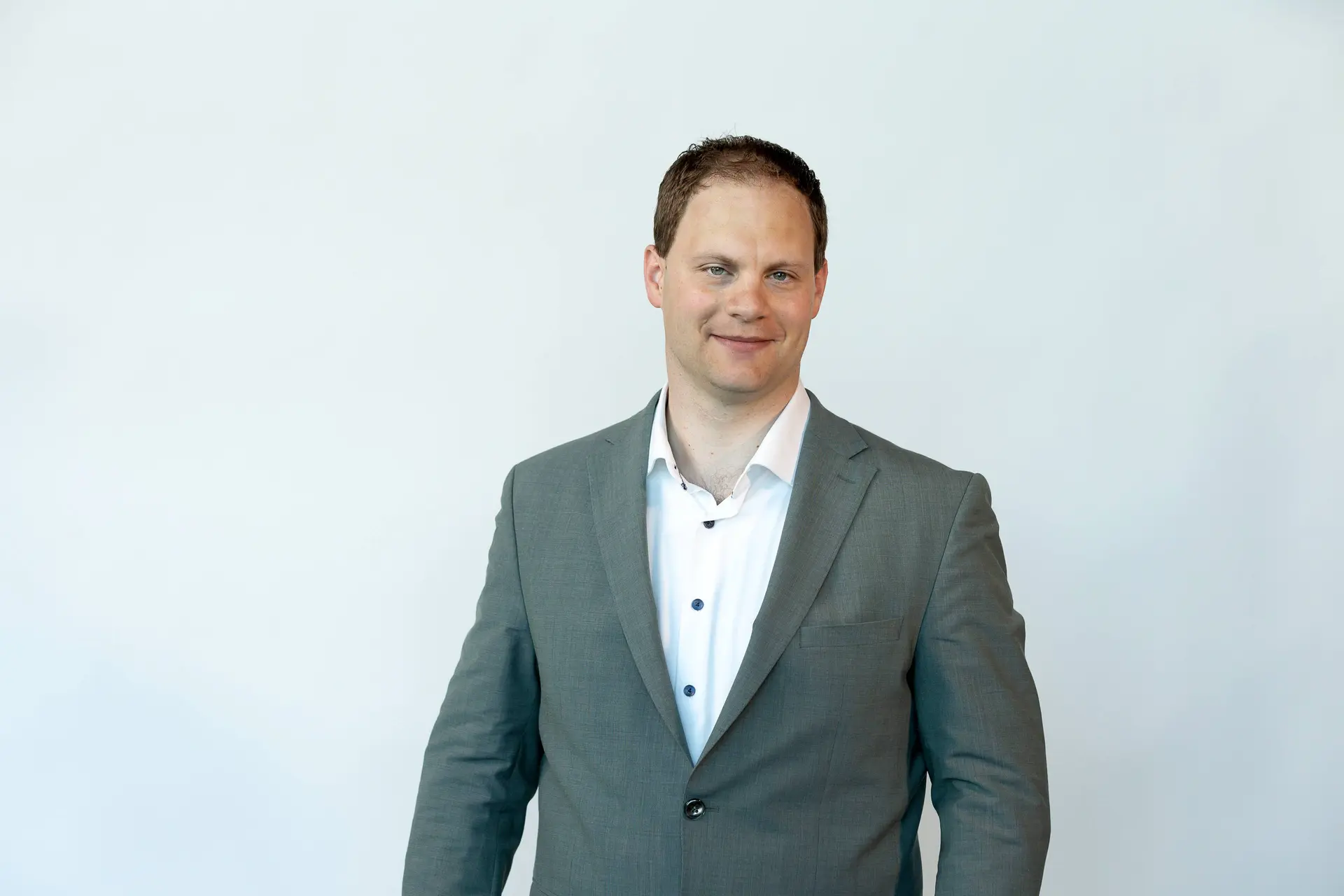 -Sid Lukkassen- DE VOLHEID VAN DE ISLAM TEGENOVER DE LEEGTE VAN HET WESTEN