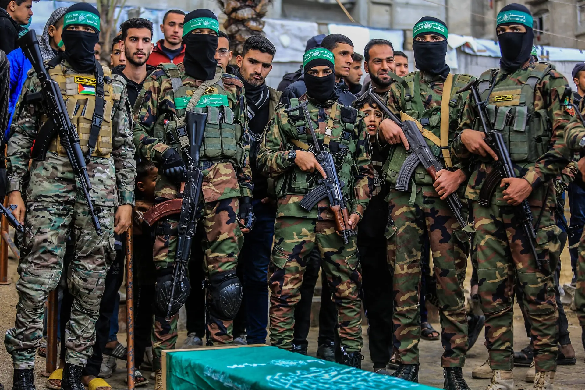 Schijnvrijlating: nog steeds tientallen gijzelaars in Hamas-gevangenschap!