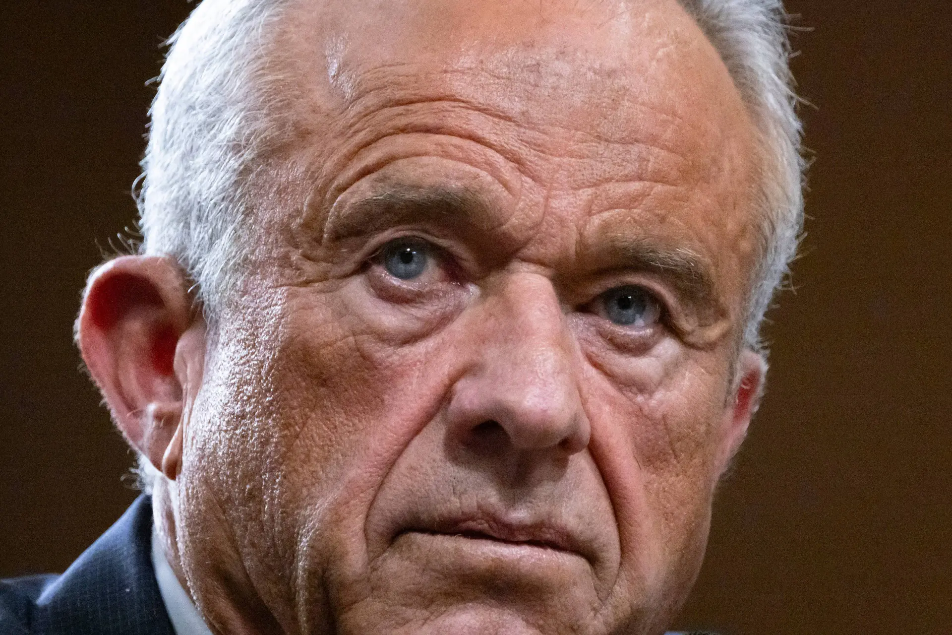 RFK Jr. ontmaskert schandaal: Congresleden verkopen Amerika aan Deense farmagigant