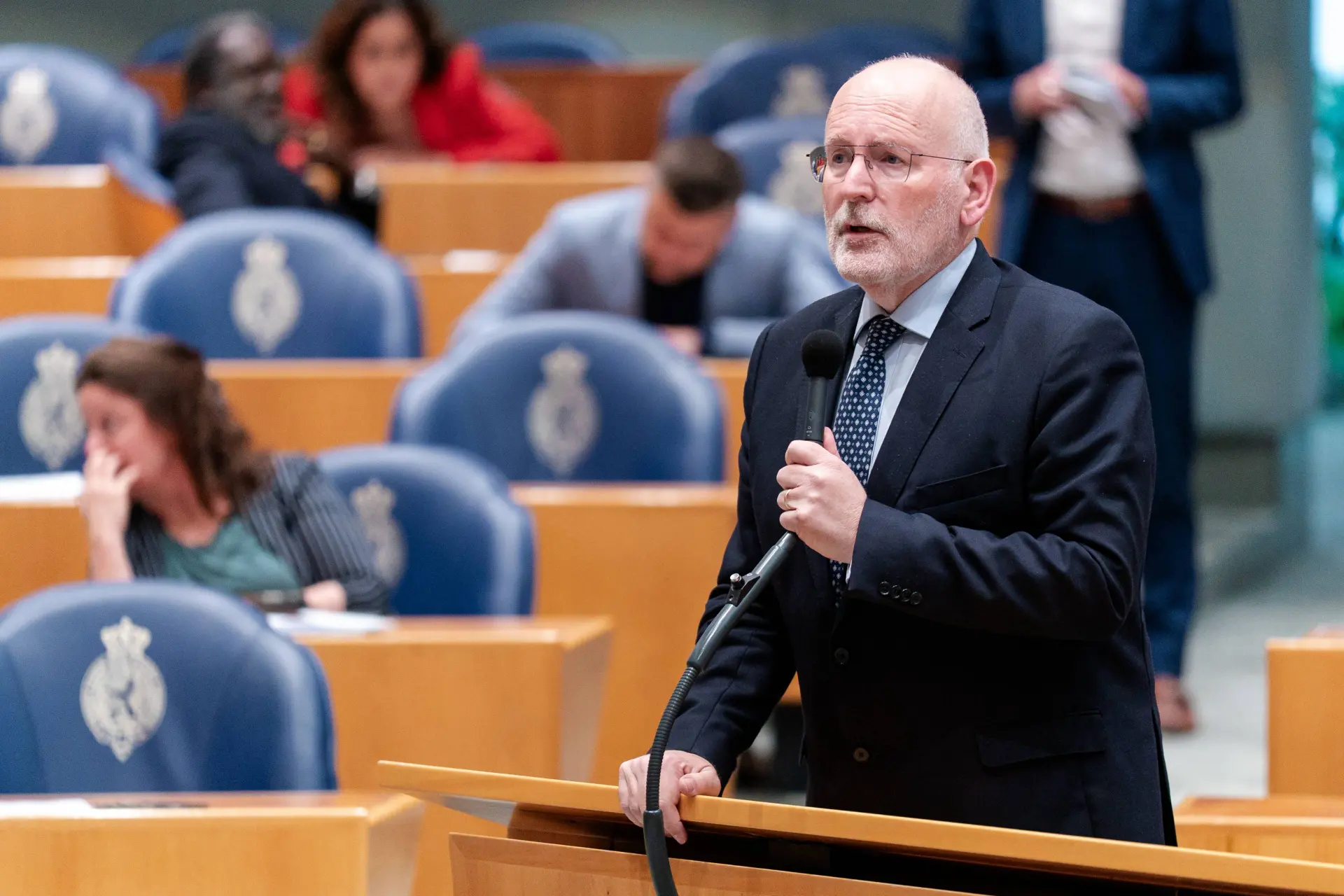 Timmermans slaat door: noemt kabinet-Wilders een team van Poetin- en Trumpfans
