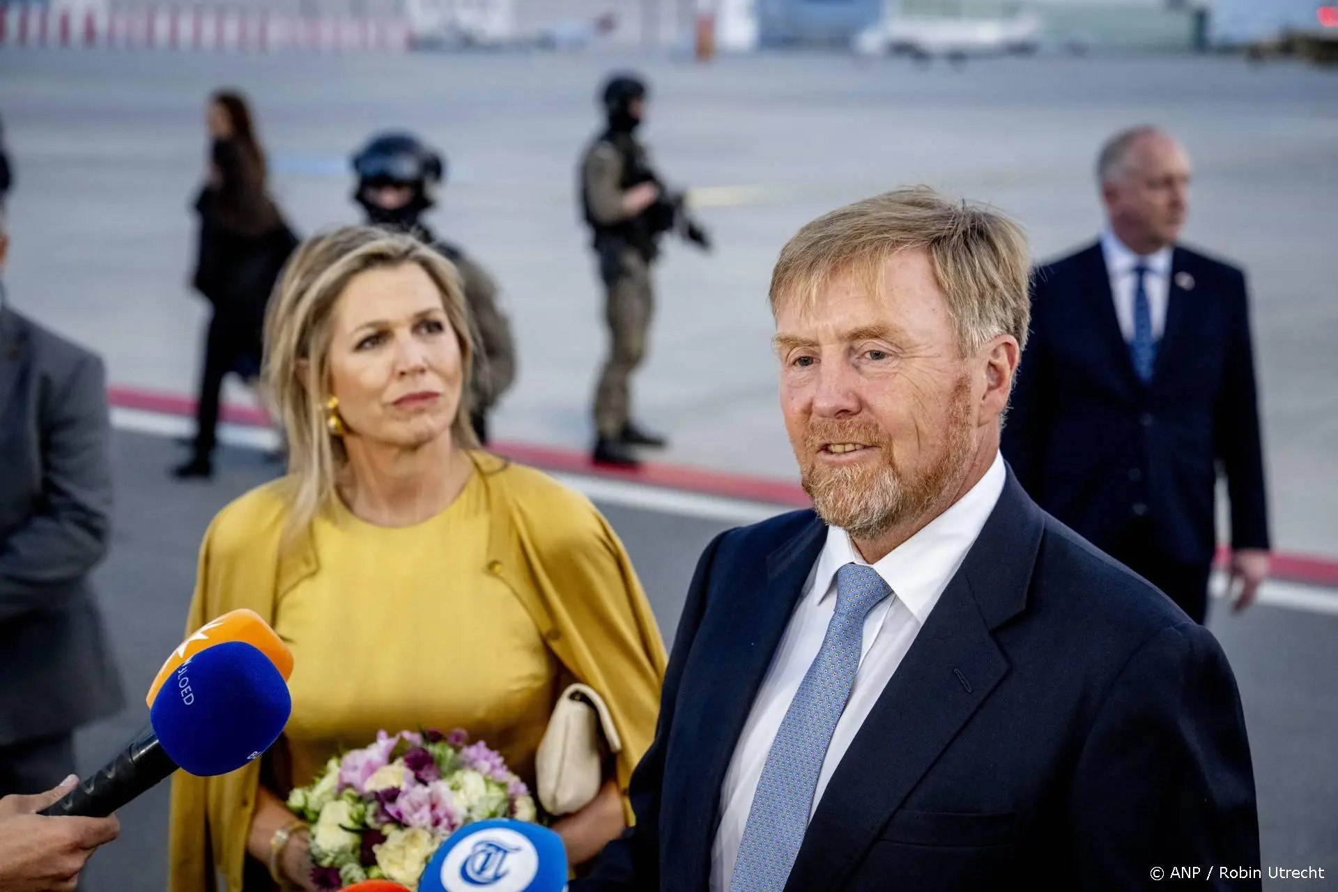 Koning benadrukt belang staatsbezoek, ondanks politieke crisis