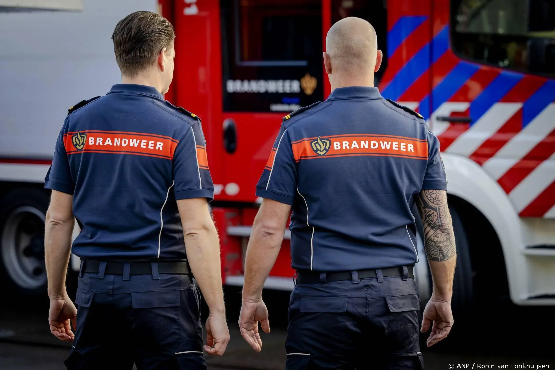 Brand in woningen Utrecht en verstoring treinen na blikseminslag