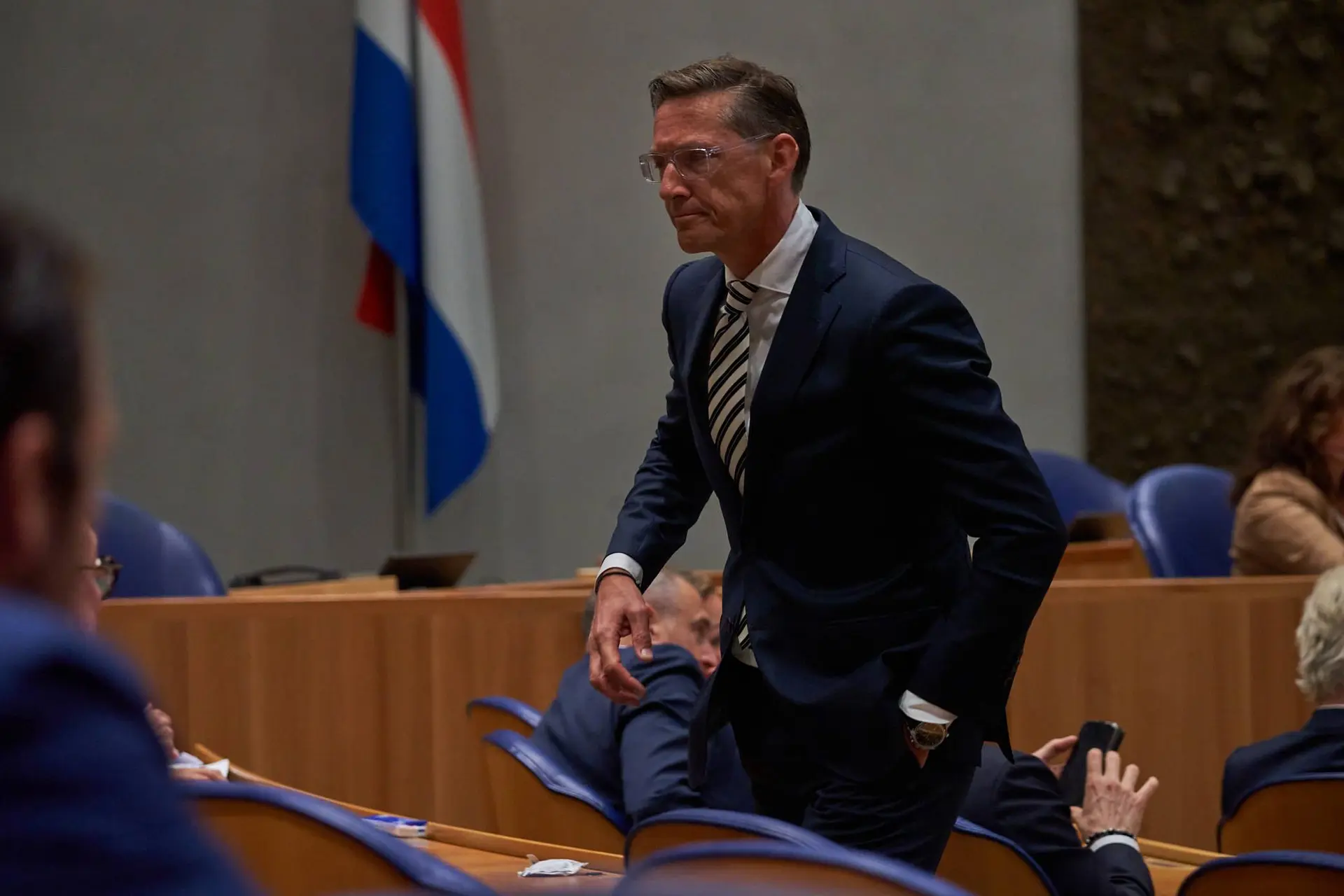 “Te groot politiek risico”: Guido den Aantrekker denkt dat Eva Coenradie alsnog uit JA21 wordt gegooid