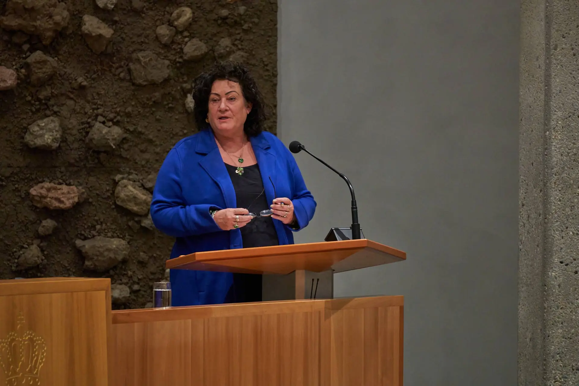 Pro-Palestijnse activisten jagen Van der Plas weg bij Radboud: “Onveilig en schandalig”