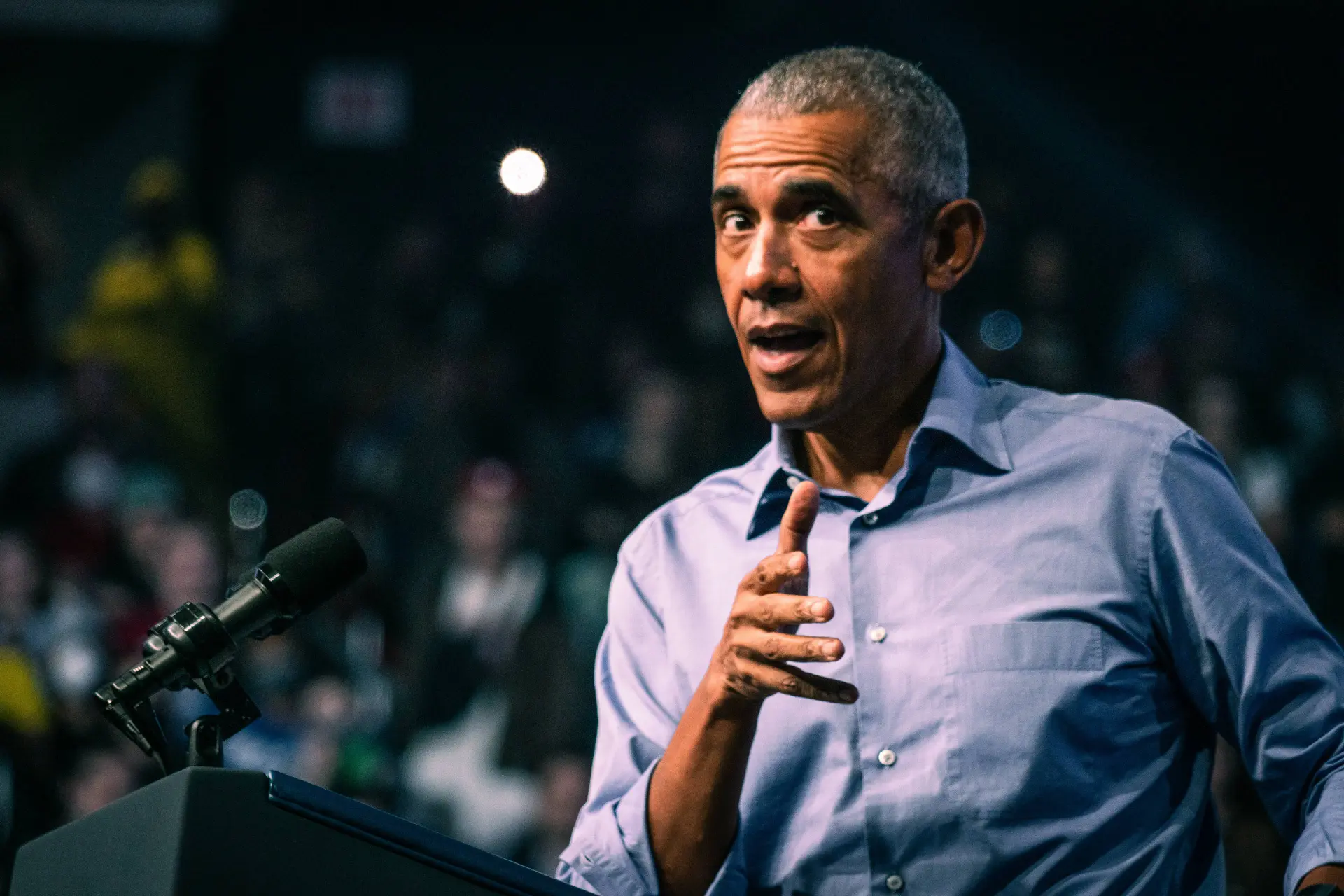 Obama's bizarre opvoedadvies: bereid je voor op een non-binaire zoon met een homovriend