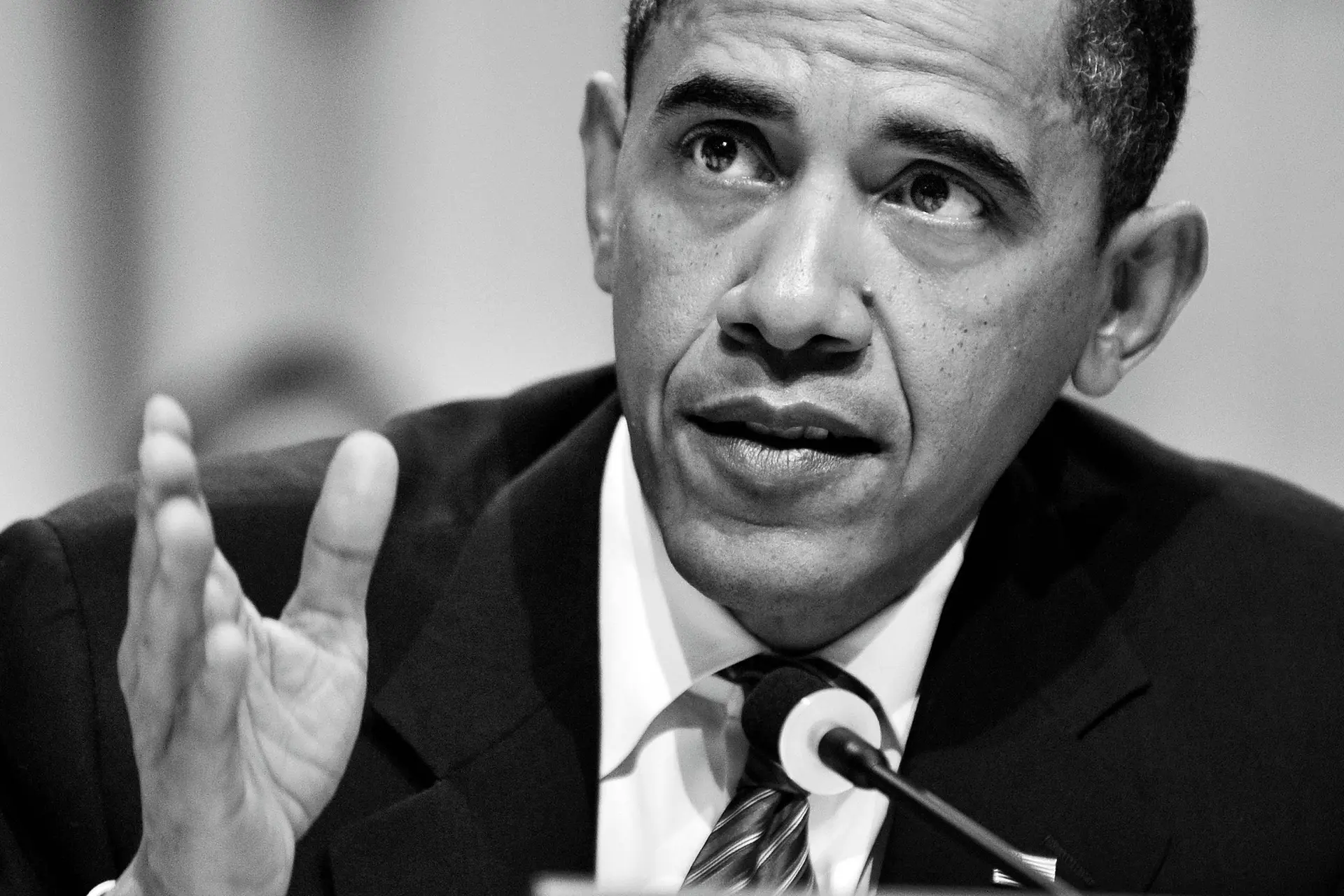 Obama haalt uit naar MAGA na veelbesproken Truth Social-video: "Clowneske vertoning!"
