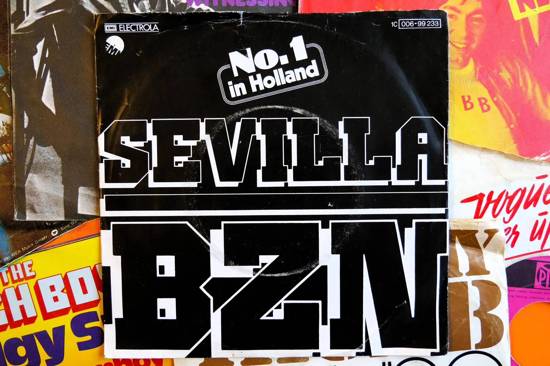 BZN weer bij elkaar na 18 jaar – tranen en nostalgie in Volendam