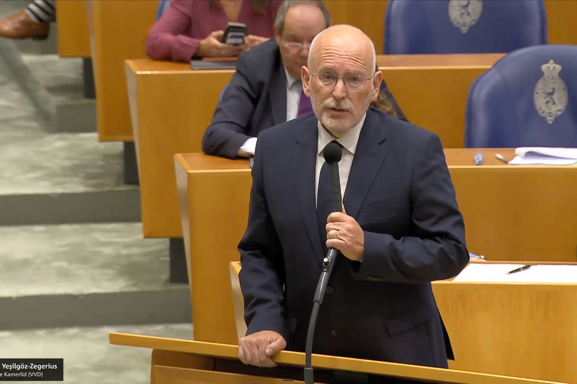Timmermans post over Gaza - maar laat niemand reageren: “Democratie” volgens GL-PvdA