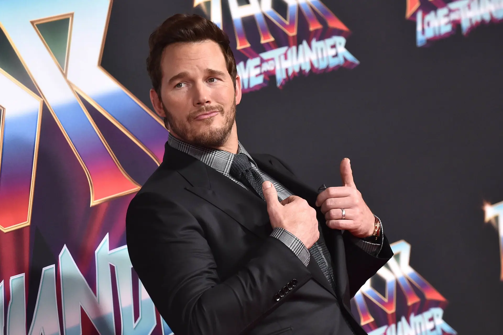 Chris Pratt prijst Robert F. Kennedy Jr. en roept op tot redelijkheid rond Trump