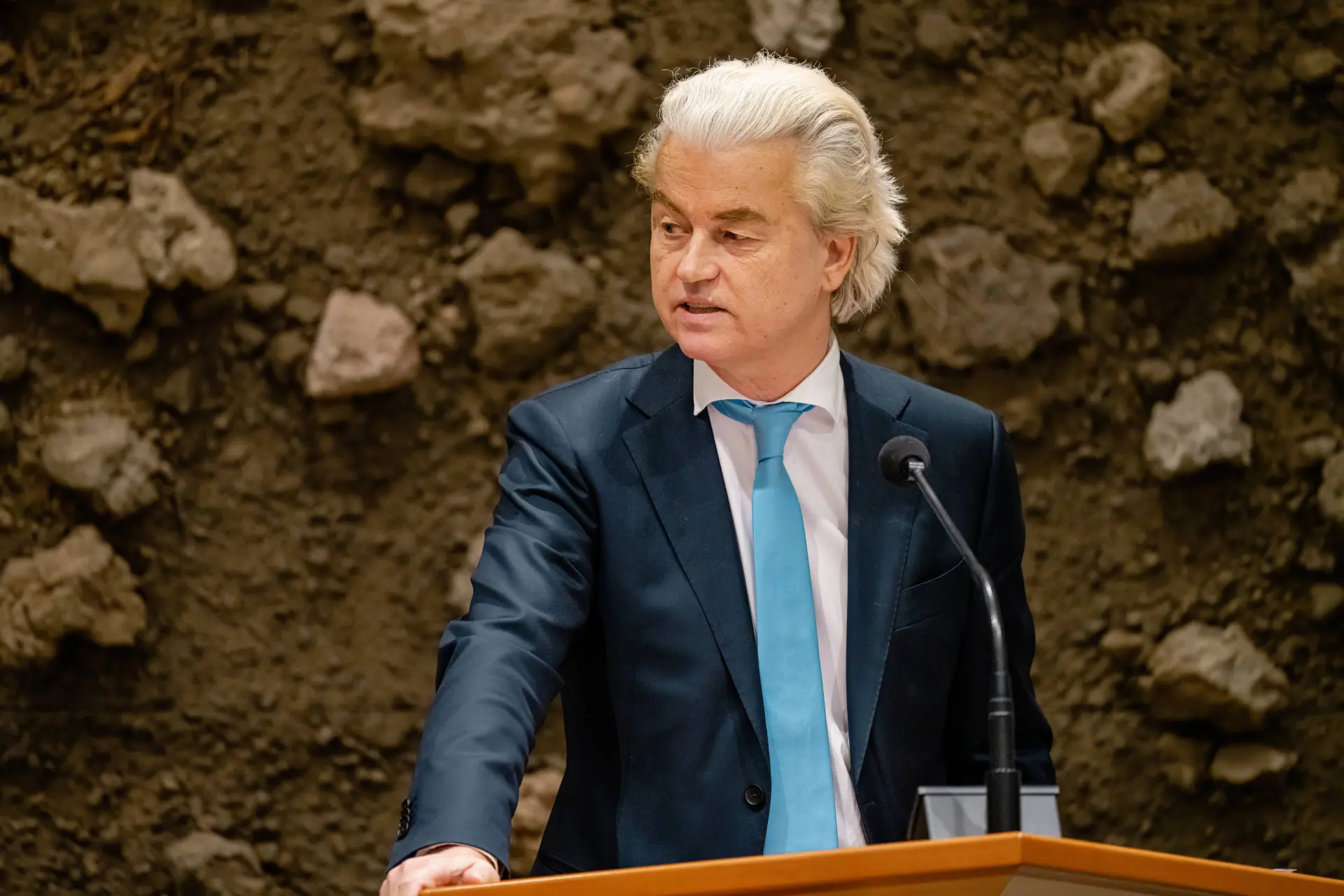 Wilders roept opnieuw strijd tegen islam uit – maar waarom deed zijn PVV niets in kabinet Schoof?