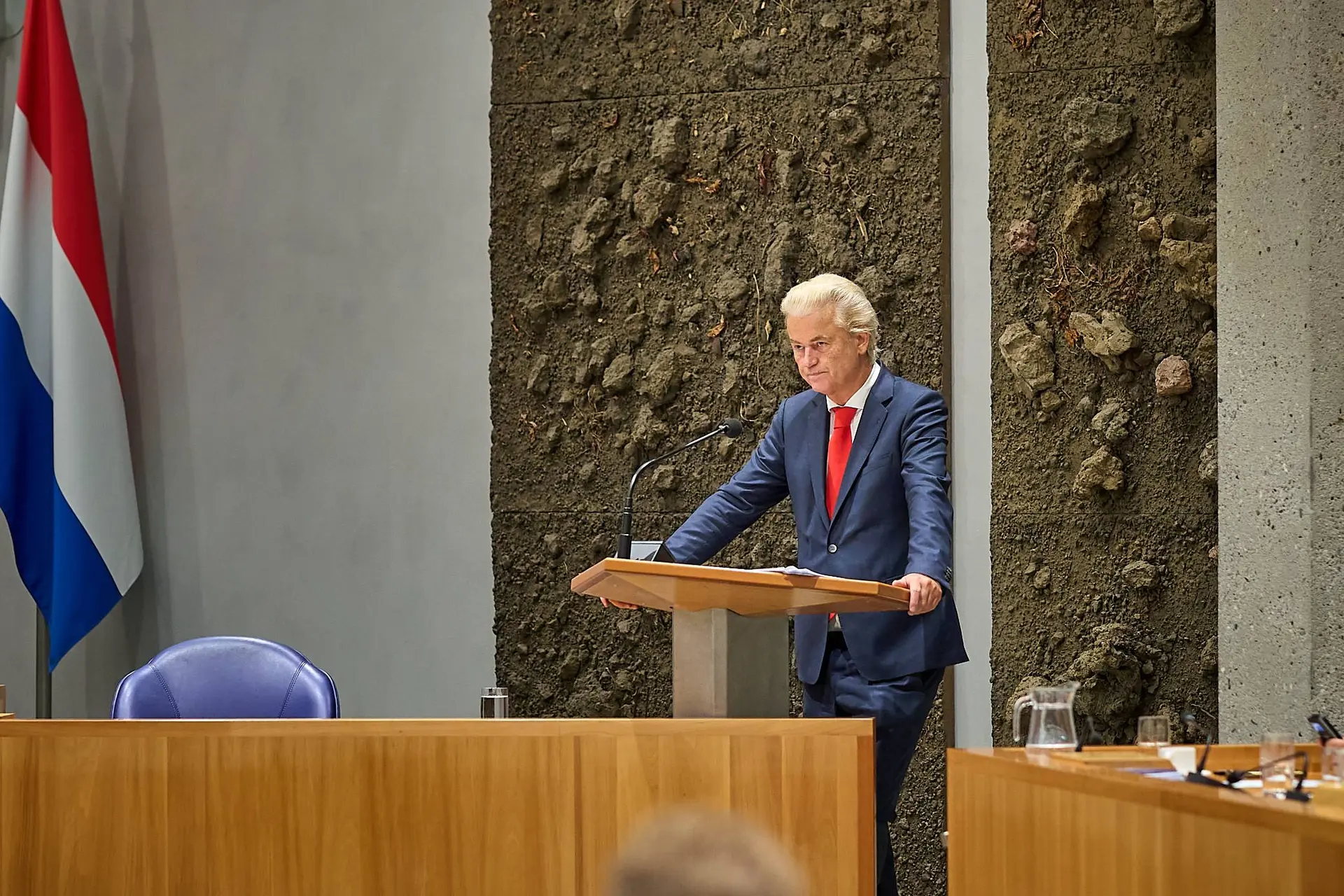 NCTV: Geen extra dreiging tegen Wilders - dus móét hij mee kunnen doen aan verkiezingsdebatten