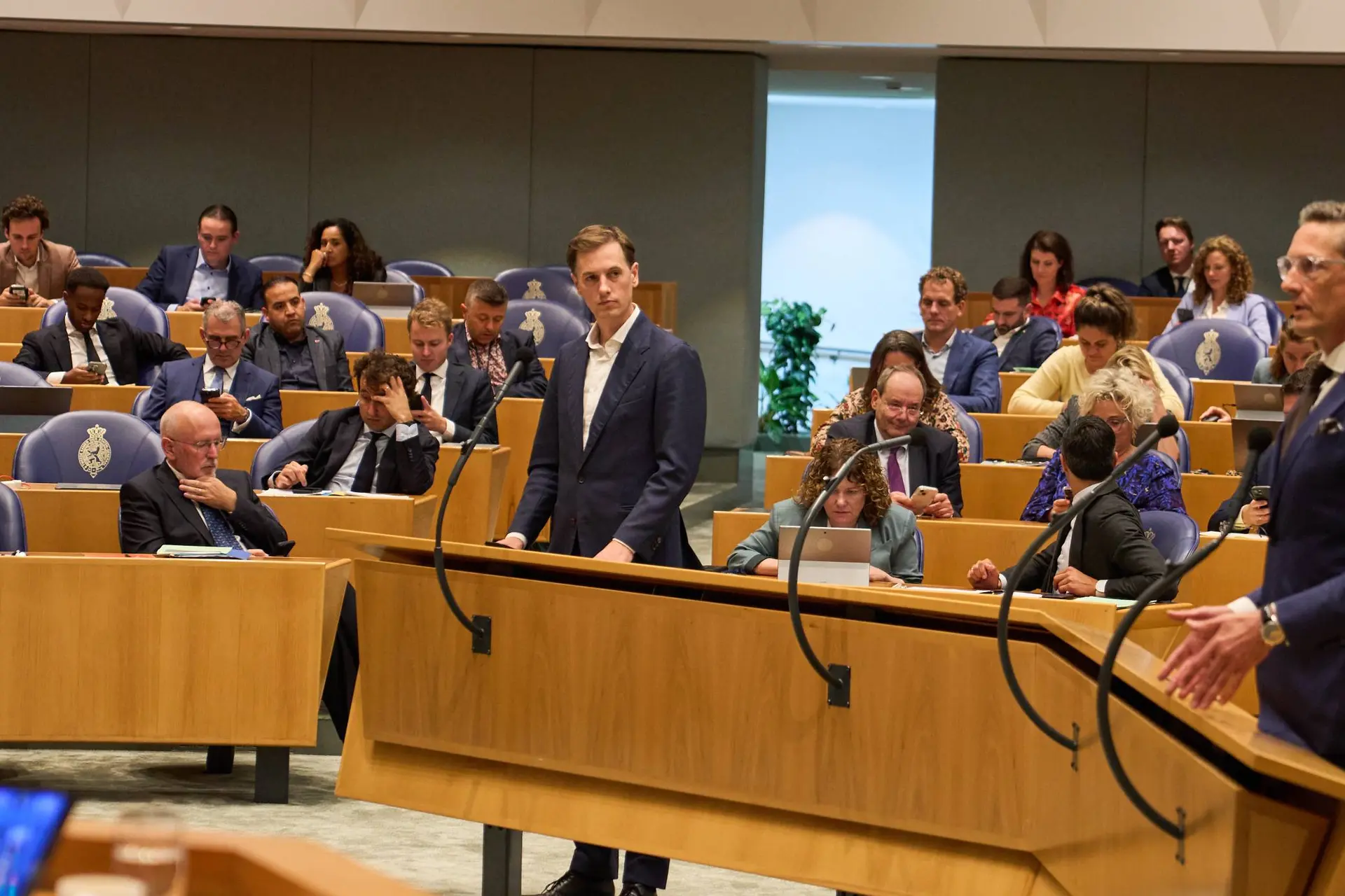Schokkend: Volt weigert debat met FVD - Laurens Dassen durft Lidewij de Vos niet te ontmoeten