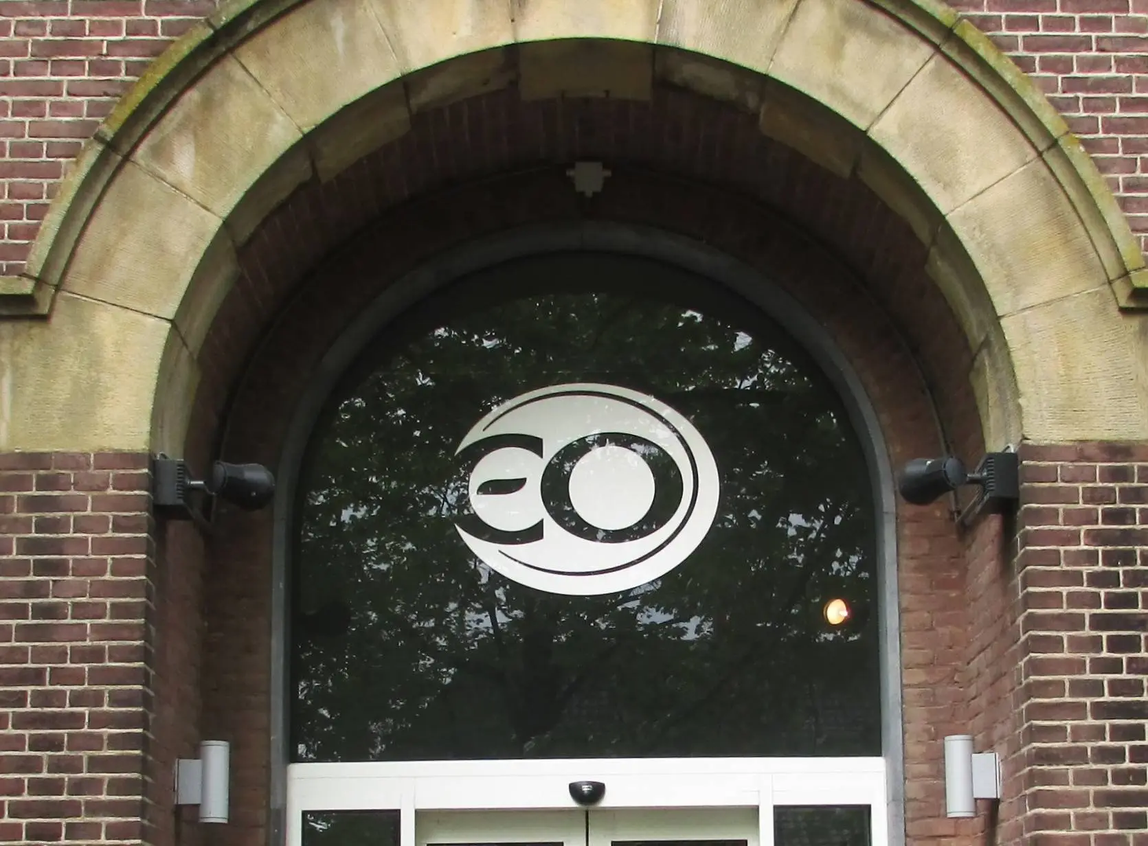 EO zet podcast 'De Spindoctors' stil na walgelijke uitspraak oud-PvdA-spindoctor Julia Wouters