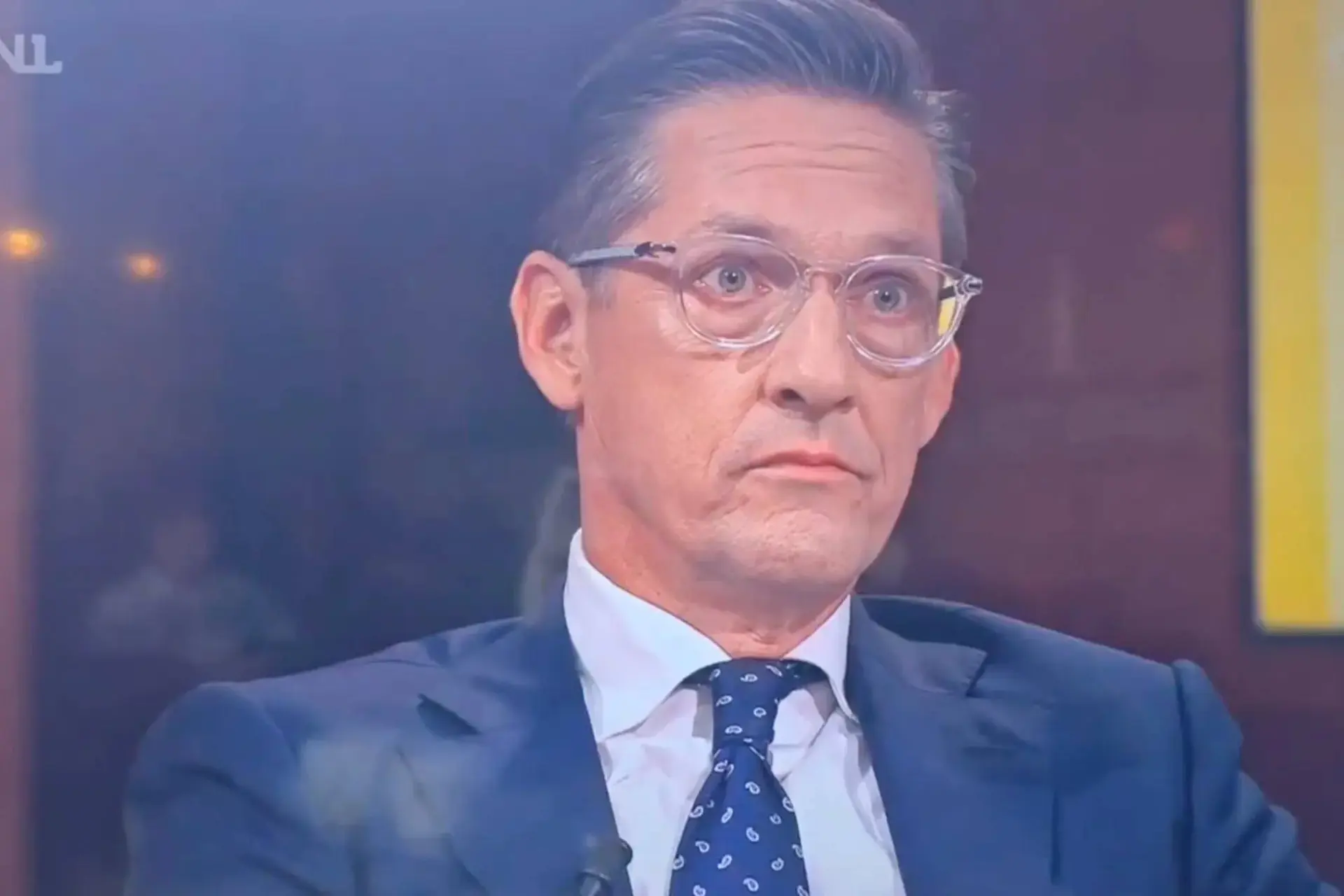 Reminder: Van Houwelingen ontmaskert Eerdmans als 'Pensioenrover': JA21 stemt tegen bescherming oudere