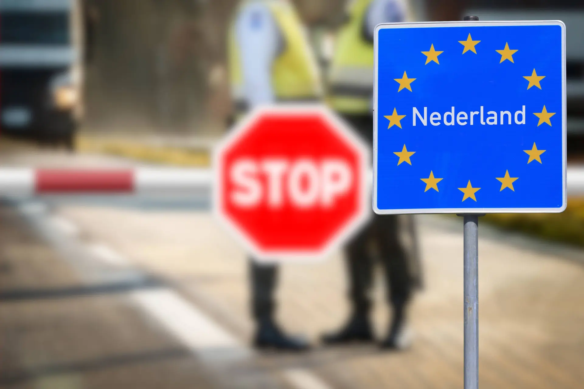 Schokkend: slechts 470 vreemdelingen geweigerd bij 123.000 grenscontroles - dit is symboolpolitiek