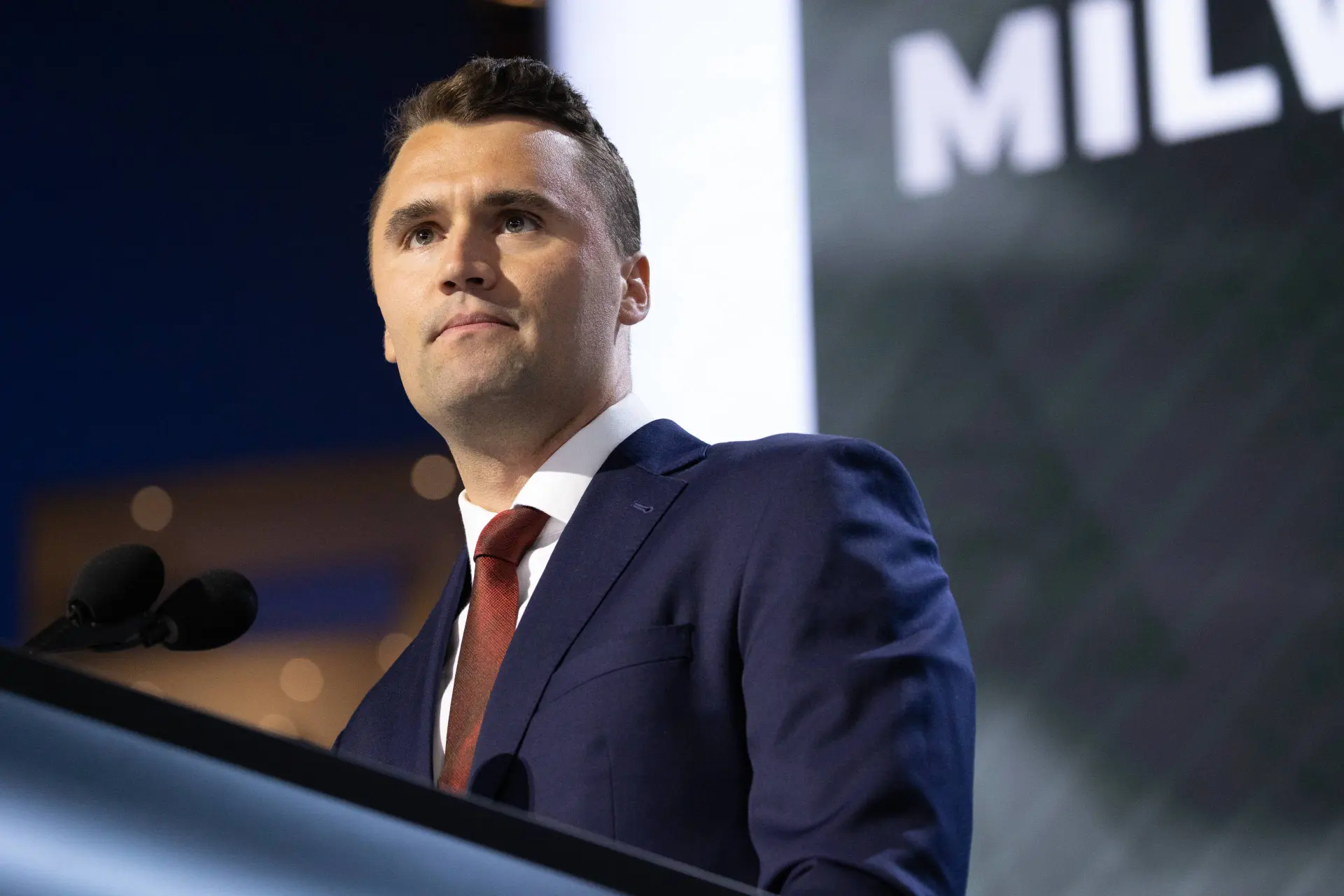 Conservatief boegbeeld Charlie Kirk vermoord - jonge vader, strijder voor vrijheid, het zwijgen opgelegd