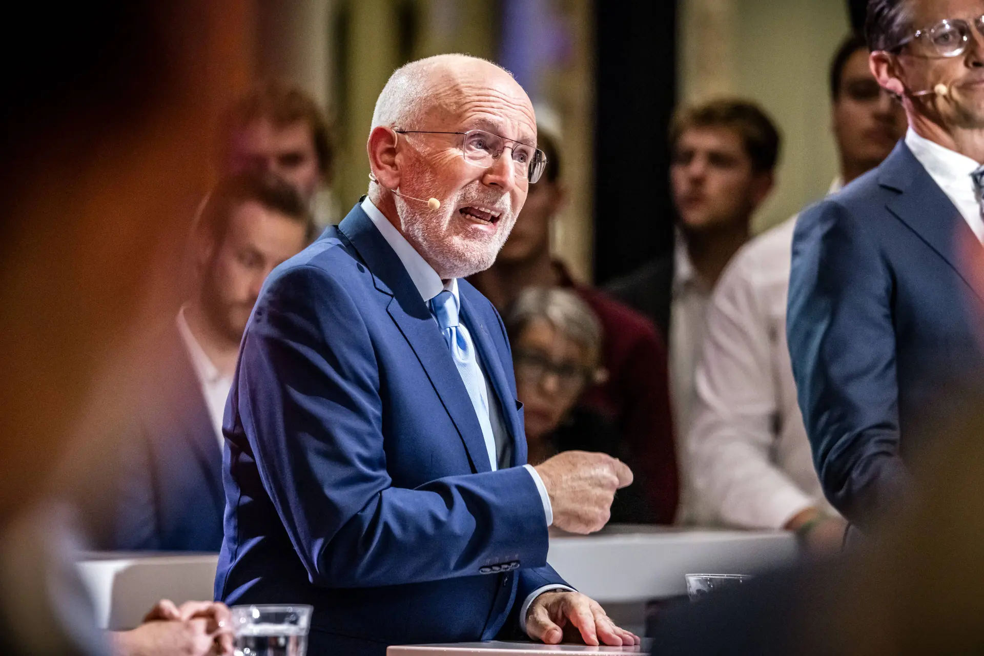 Rademaker waarschuwt: kartel wil ‘middenkabinet’ - D66 en Timmermans grijpen macht terug