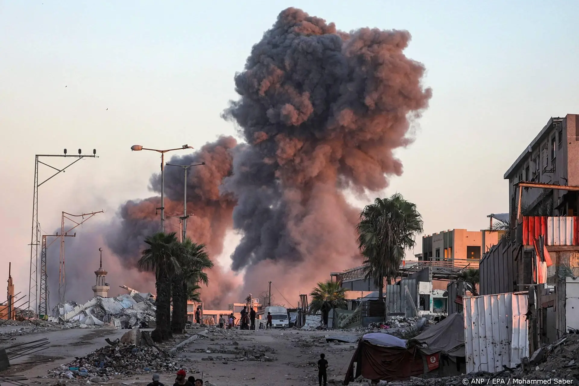 Al Jazeera: Israëlische vliegtuigen bestoken Gaza-Stad