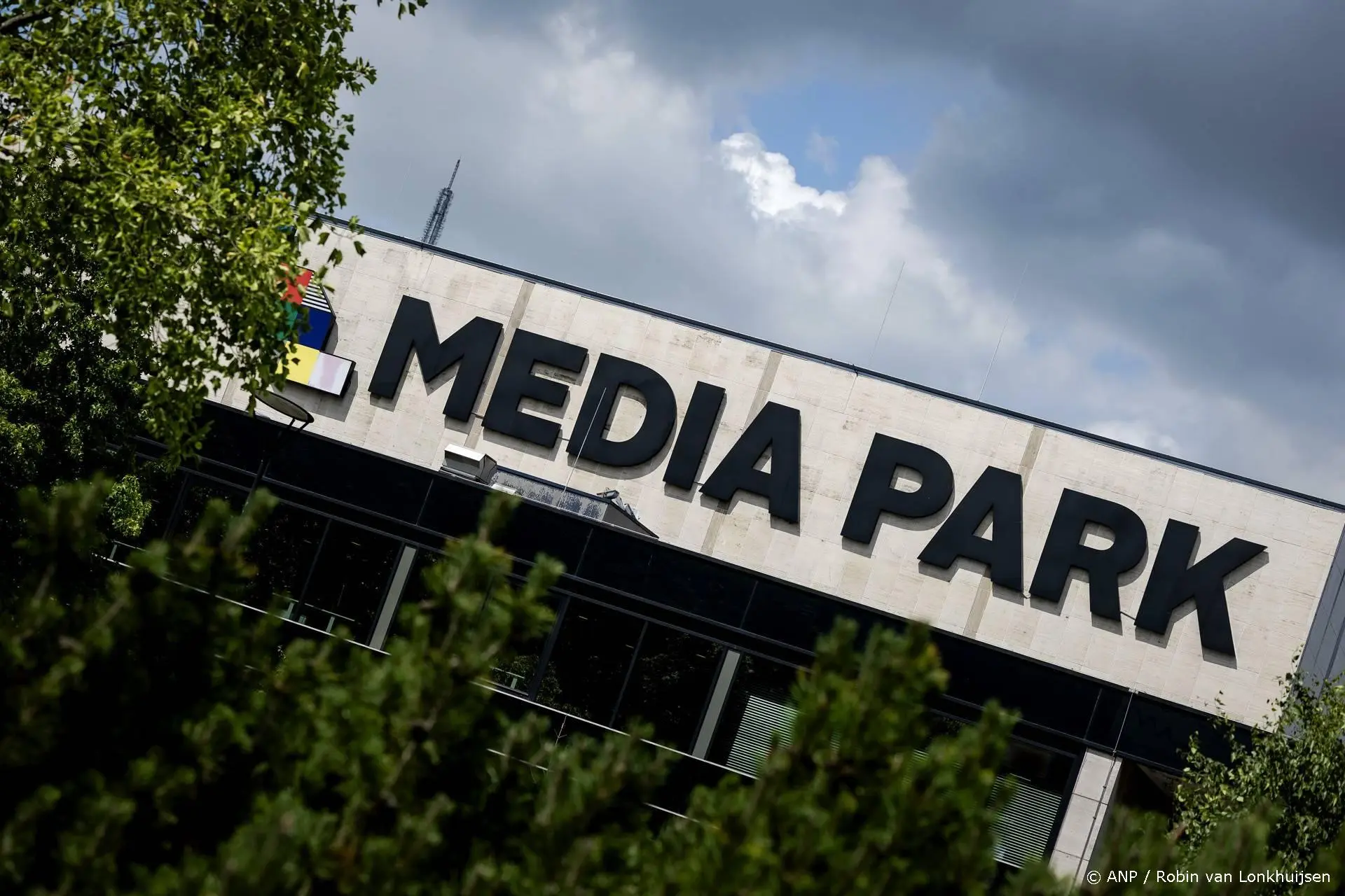 PowNed en NTR maken geen bezwaar tegen bezuinigingsplannen NPO