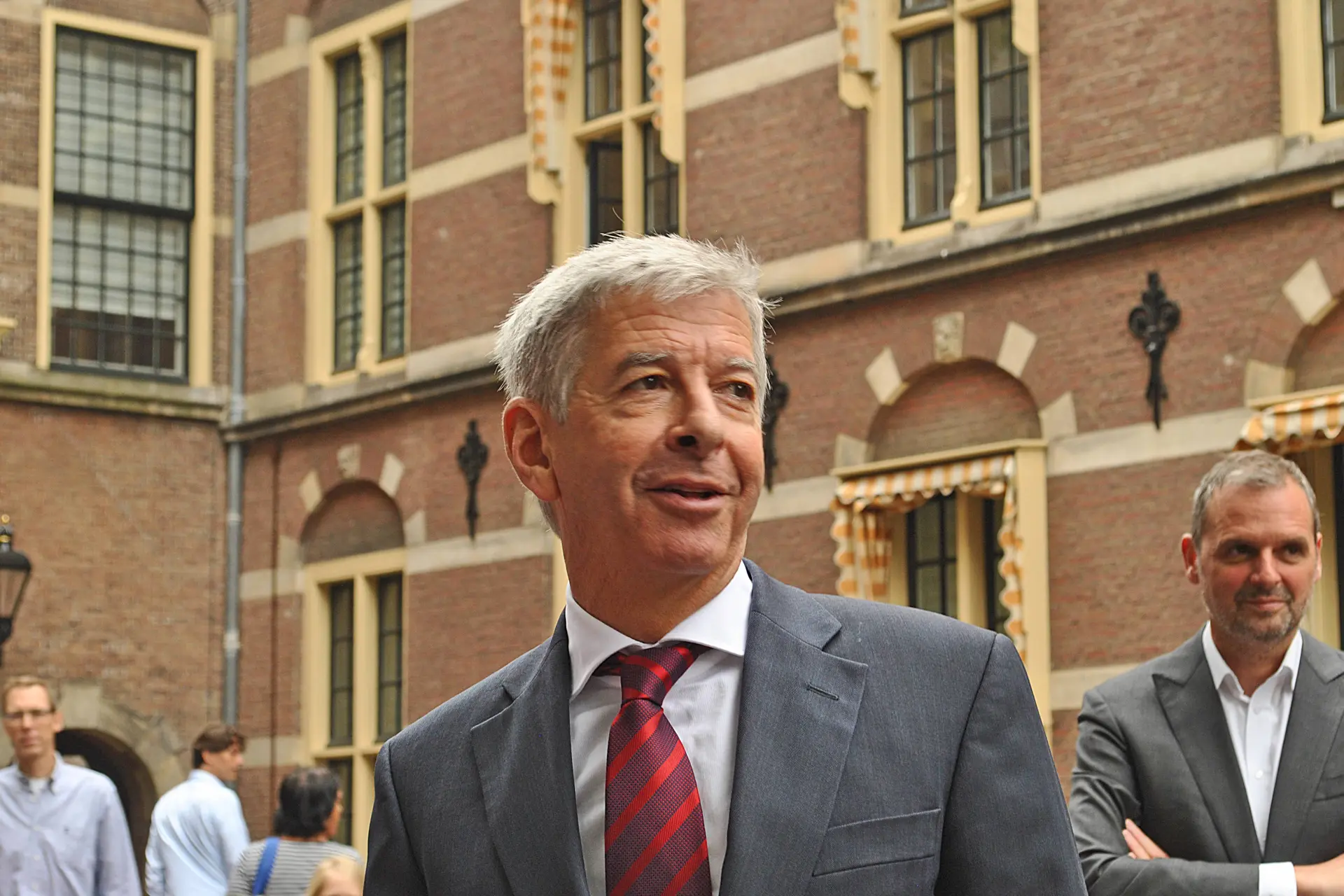 Ronald Plasterk: “Er is maar één logische coalitie - D66, VVD, CDA, JA21 en BBB”