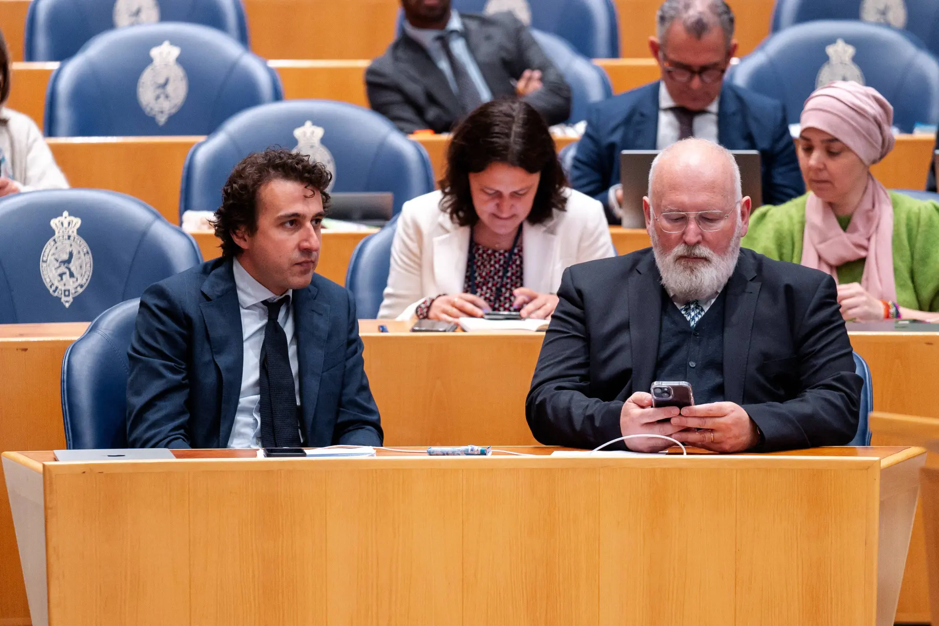 Jesse Klaver verliest elk fatsoen: noemt rechts ‘vandalen’ en ‘antidemocratisch’ tijdens toespraak