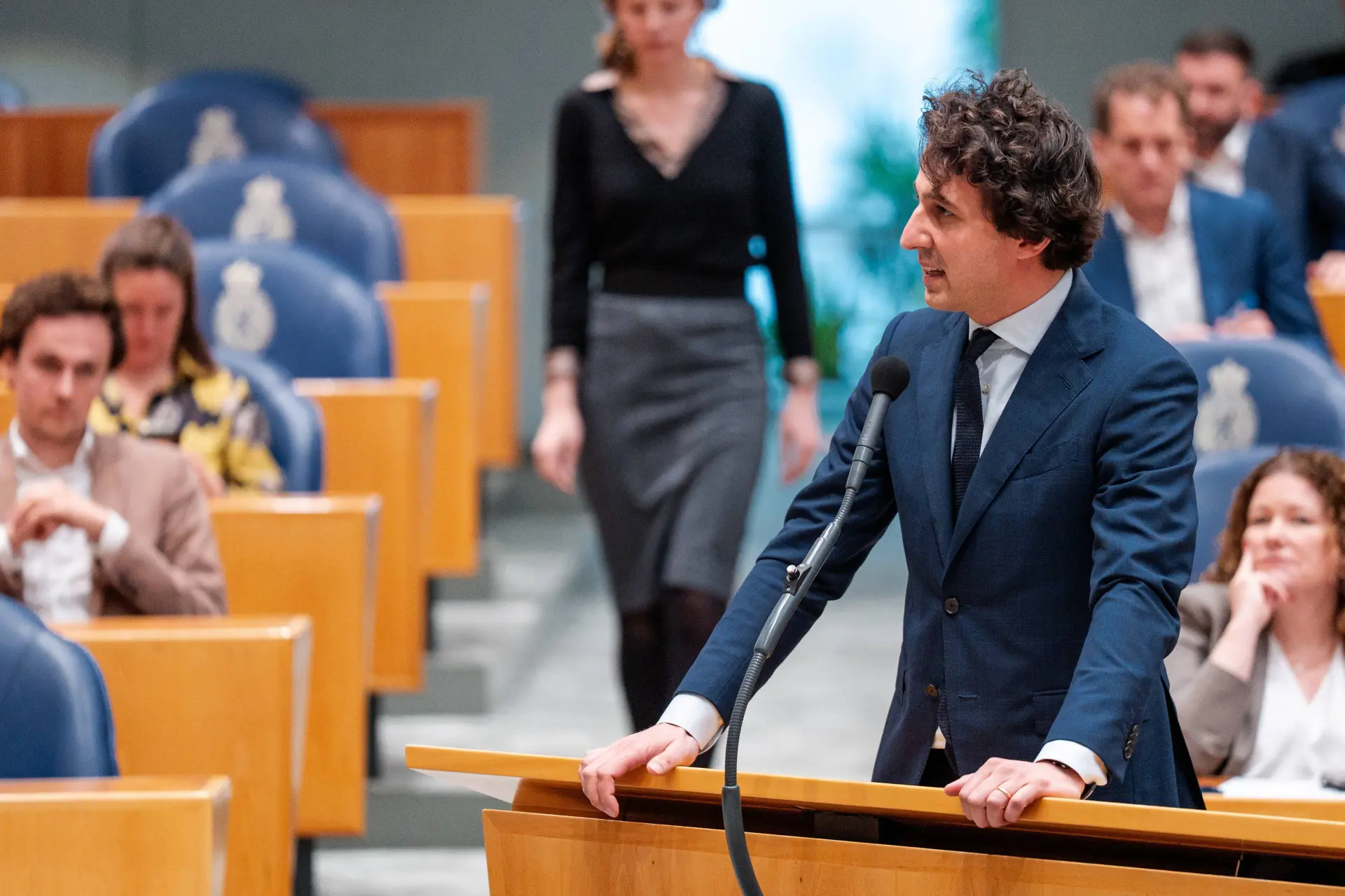 Jesse Klaver speelt weer de morele dominee: “Eerlijkheid in de politiek!” - uit de mond van de grootste scheldvent van Den Haag