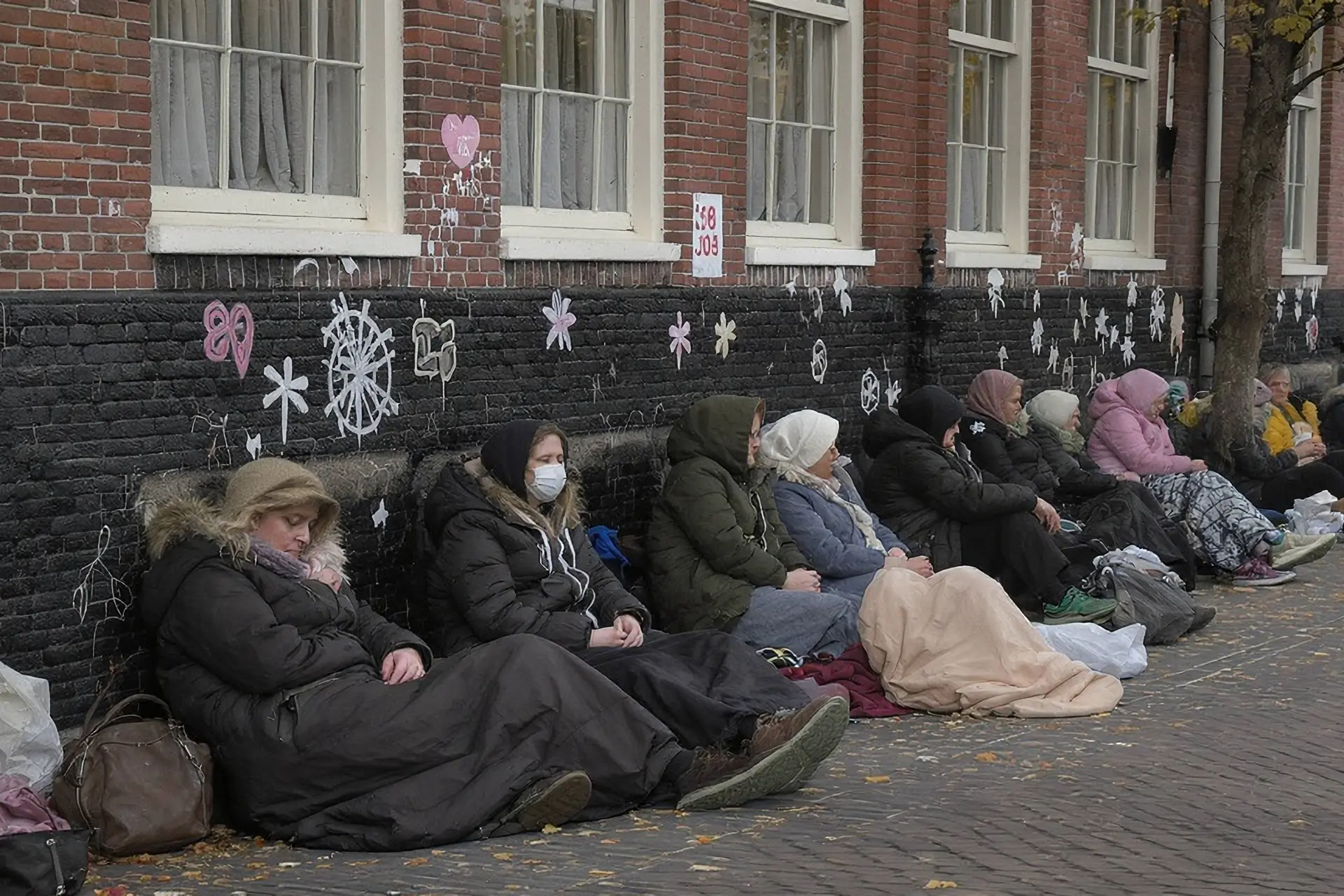 Schokkend rapport: meer dan 20.000 daklozen in Amsterdam en Den Haag - politieke beschaving ingestort
