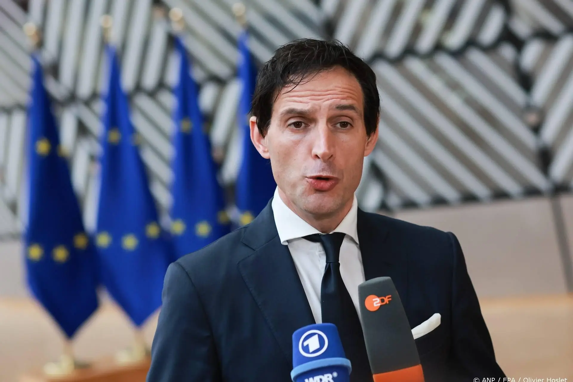 Hoekstra: maakt voor klimaat niet uit of wij lang ruziemaken