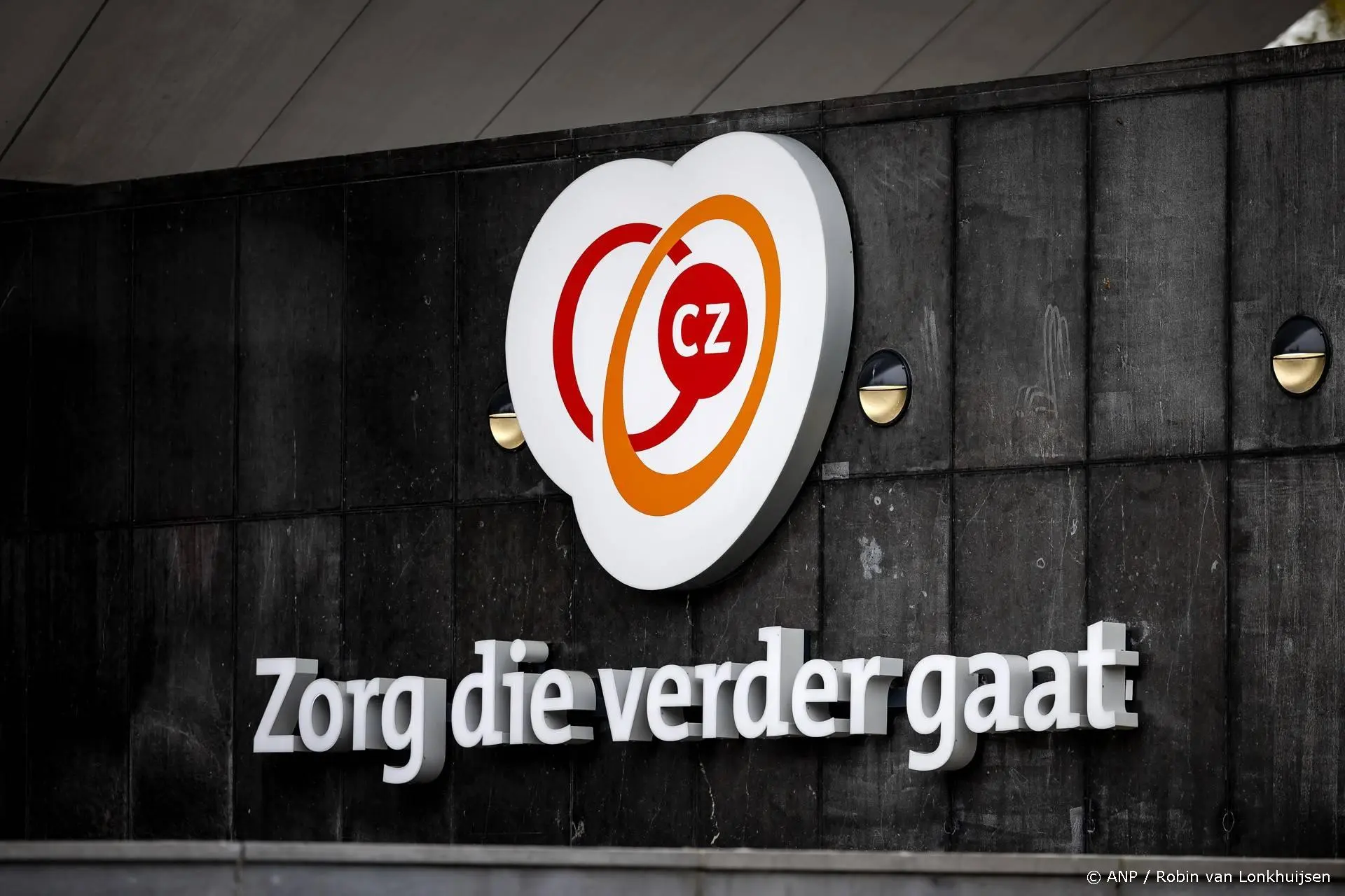 Ook CZ houdt zorgpremie volgend jaar gelijk 