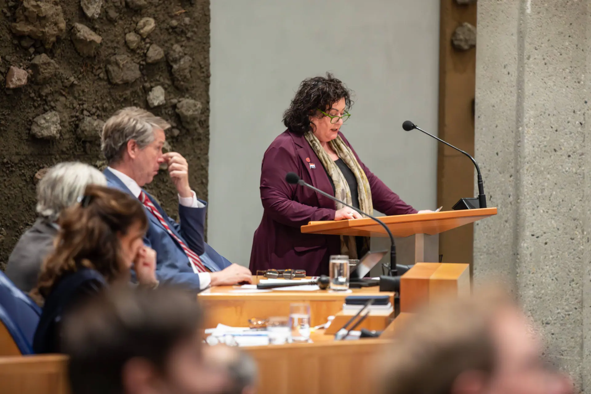 Van 2 dagen naar 11 weken afsluiting: Hoe de overheid een heel dorp failliet helpt