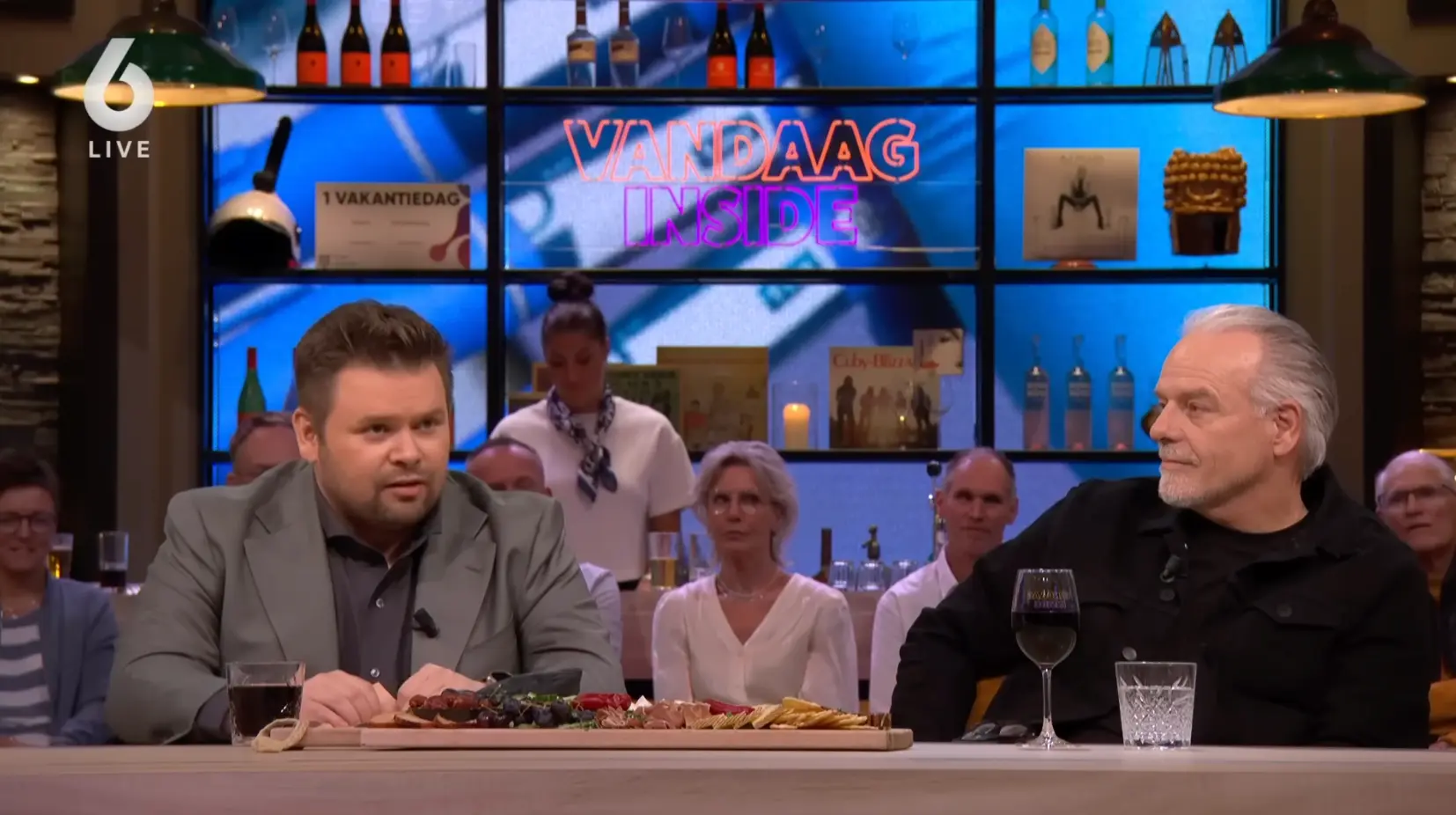 Thomas van Groningen op de vingers getikt na grap over asielzoekers: "Ah, nee, jongens!"